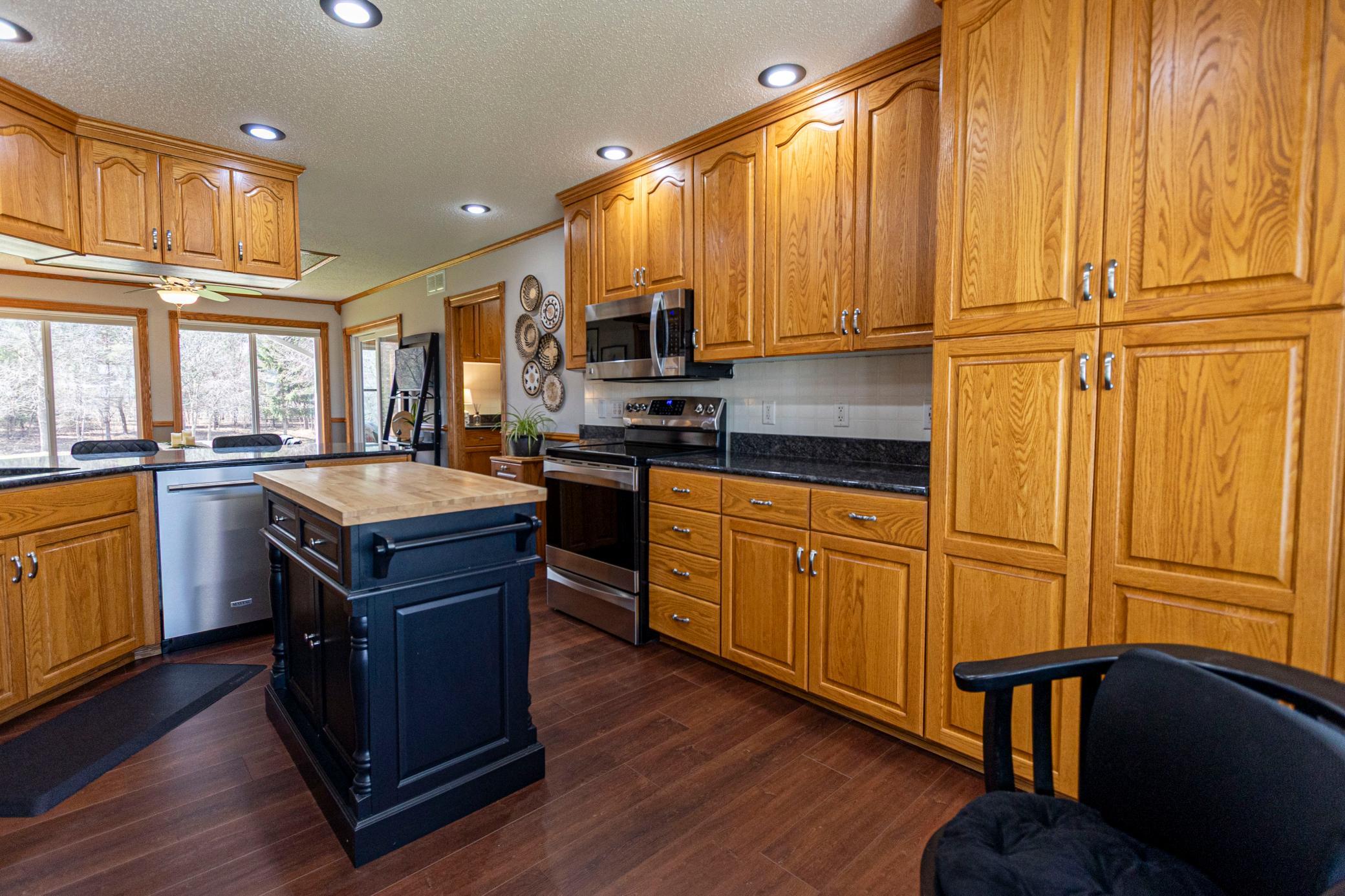 2000 single family home for sale at 1966 Liberty Road NE in Alexandria, MN — 3 bed, 3 bath (photo 12 of 80)