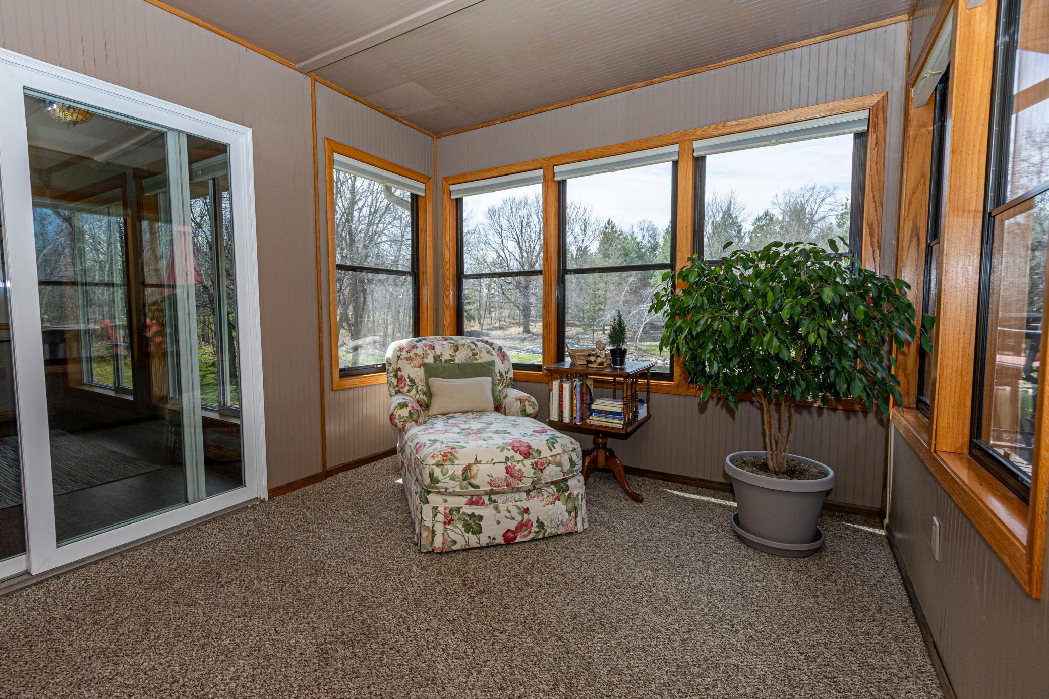 2000 single family home for sale at 1966 Liberty Road NE in Alexandria, MN — 3 bed, 3 bath (photo 17 of 80)