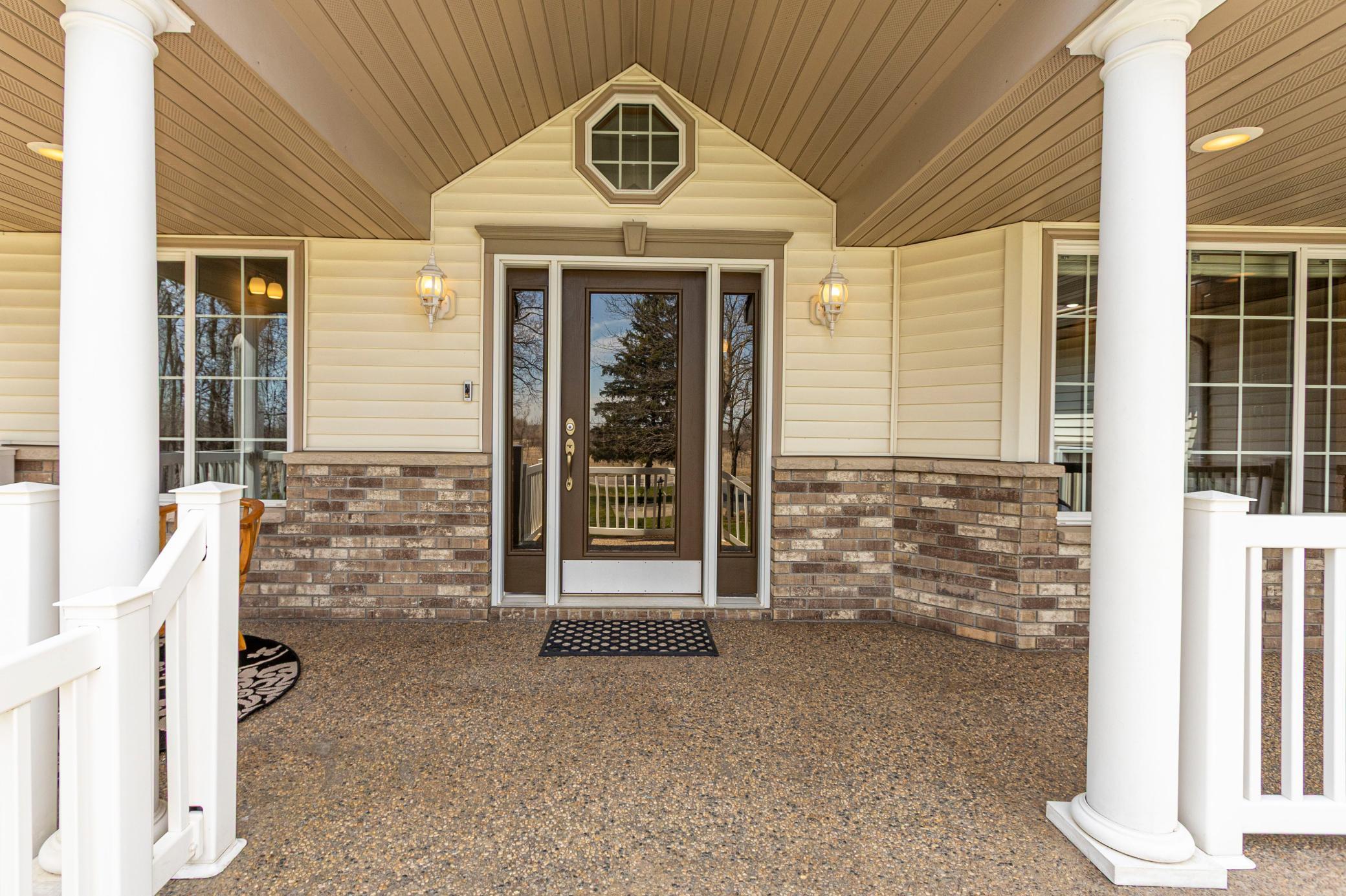 2000 single family home for sale at 1966 Liberty Road NE in Alexandria, MN — 3 bed, 3 bath (photo 4 of 80)