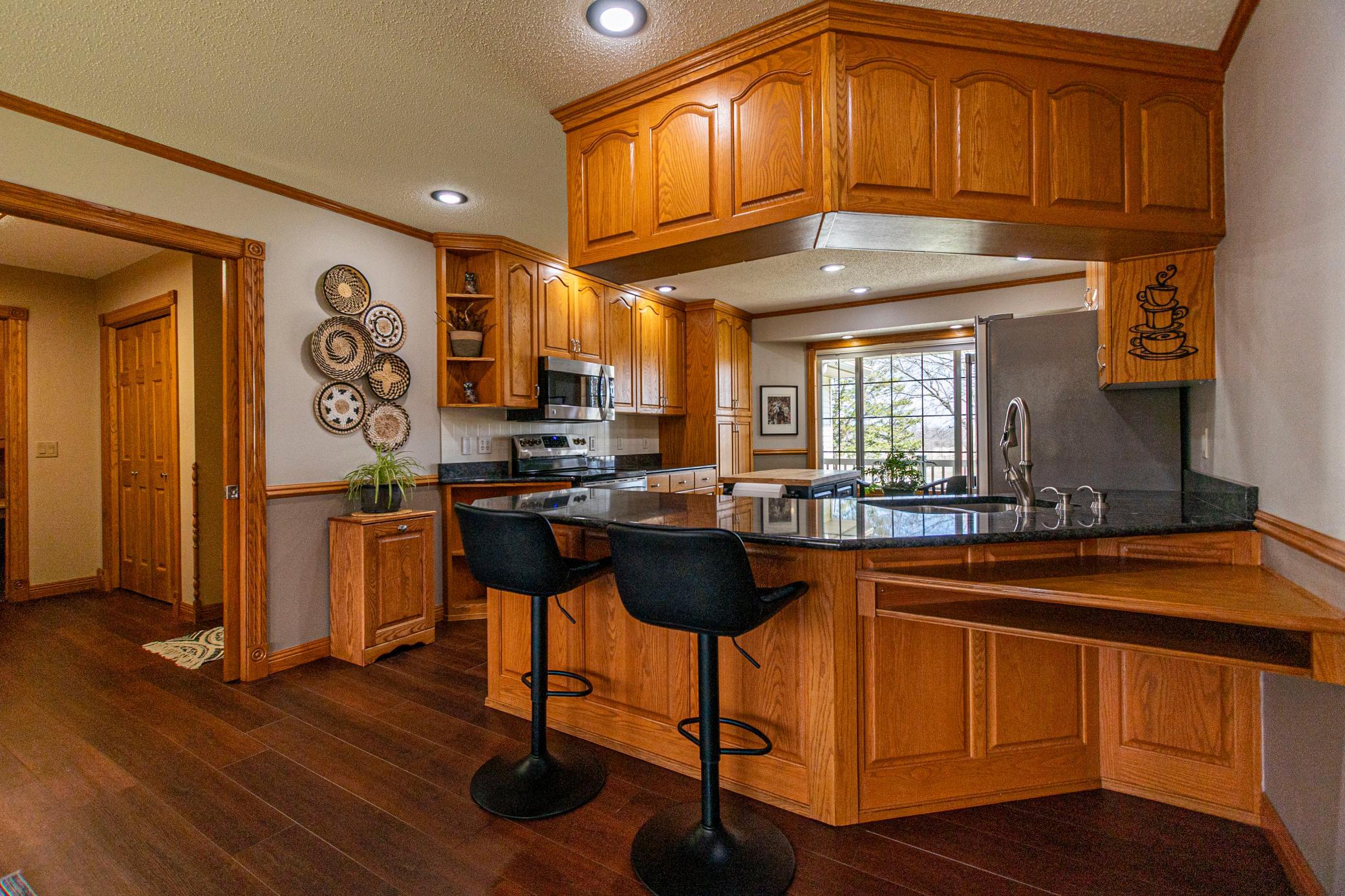 2000 single family home for sale at 1966 Liberty Road NE in Alexandria, MN — 3 bed, 3 bath (photo 10 of 80)