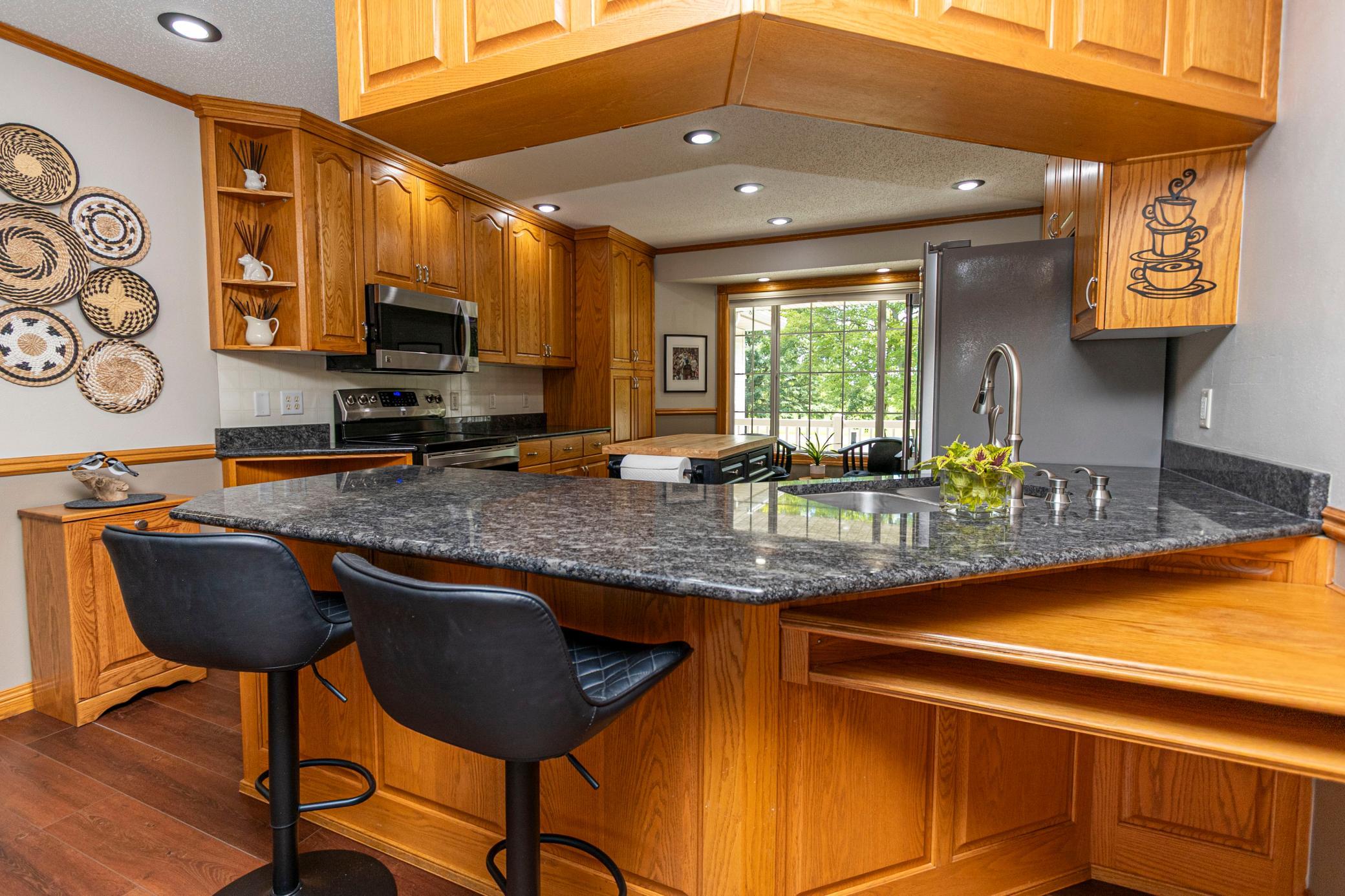 2000 single family home for sale at 1966 Liberty Road NE in Alexandria, MN — 3 bed, 3 bath (photo 13 of 87)