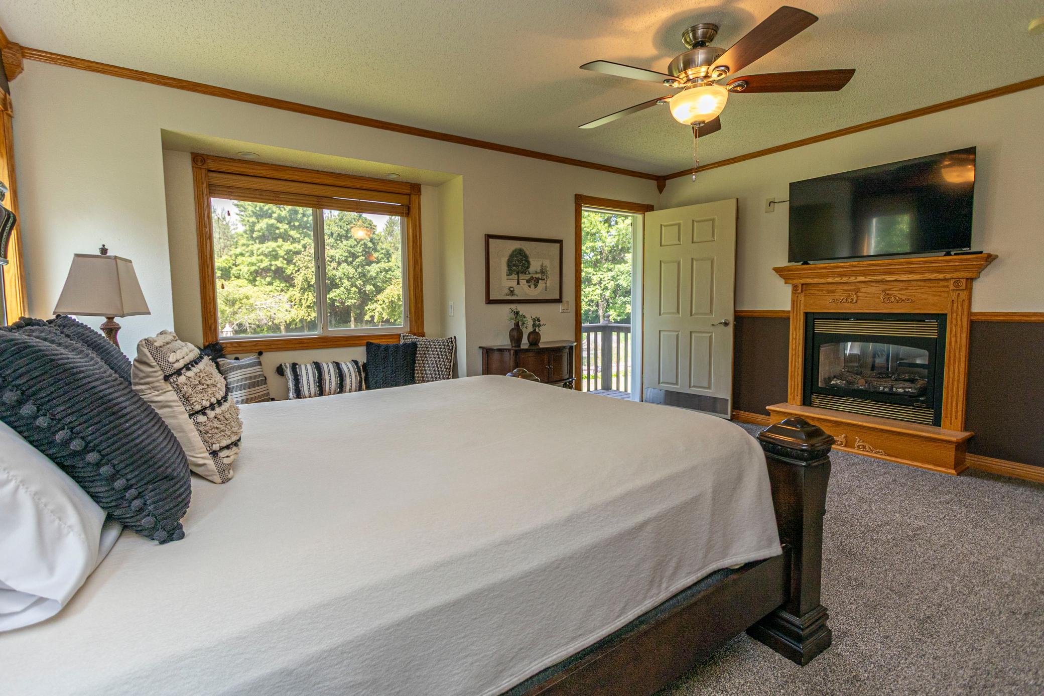 2000 single family home for sale at 1966 Liberty Road NE in Alexandria, MN — 3 bed, 3 bath (photo 25 of 87)