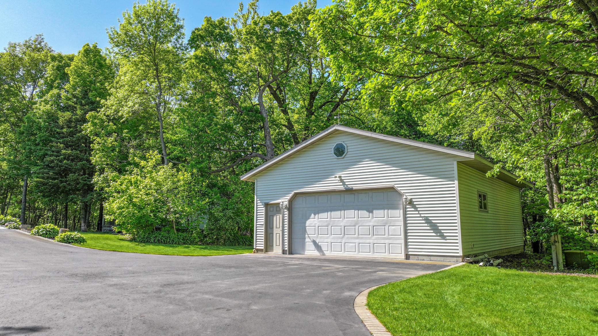 2000 single family home for sale at 1966 Liberty Road NE in Alexandria, MN — 3 bed, 3 bath (photo 53 of 87)