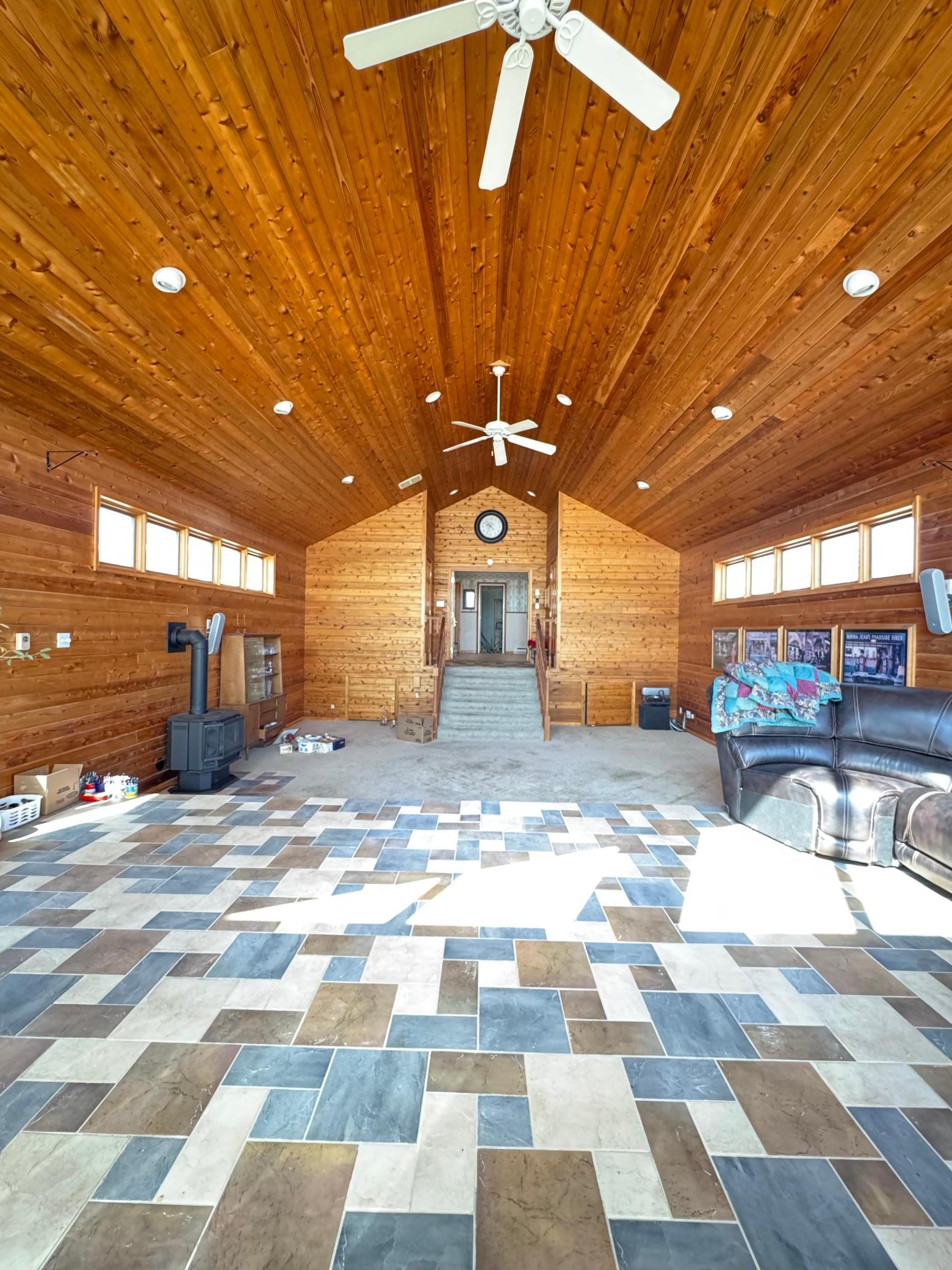 1980 single family home for sale at 915 Bennett Avenue in Portland, ND — 3 bed, 2 bath (photo 19 of 29)