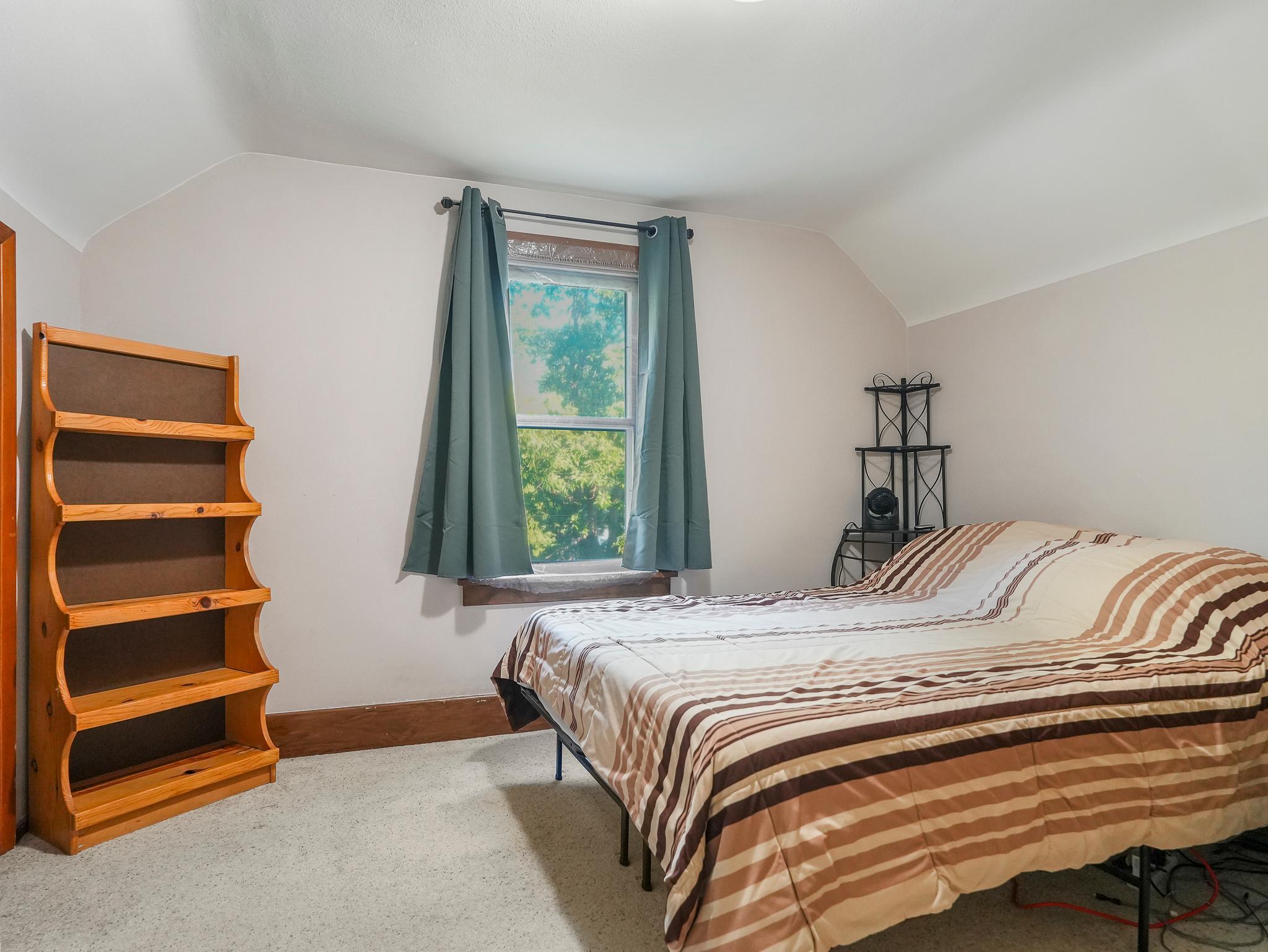 1947 single family home for sale at 447 2nd Ave NE in Perham, MN — 3 bed, 1 bath (photo 17 of 30)