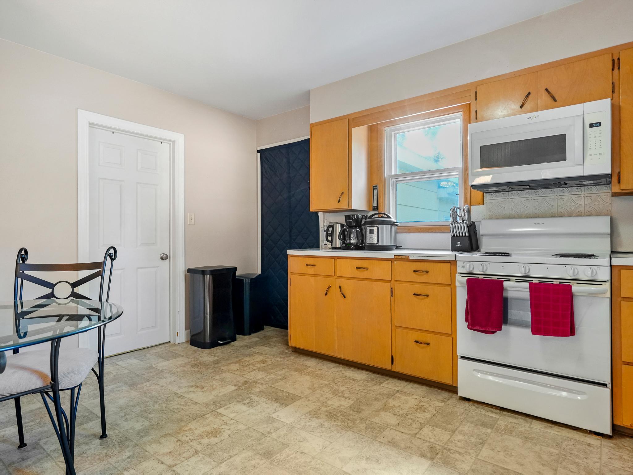 1947 single family home for sale at 447 2nd Ave NE in Perham, MN — 3 bed, 1 bath (photo 22 of 30)