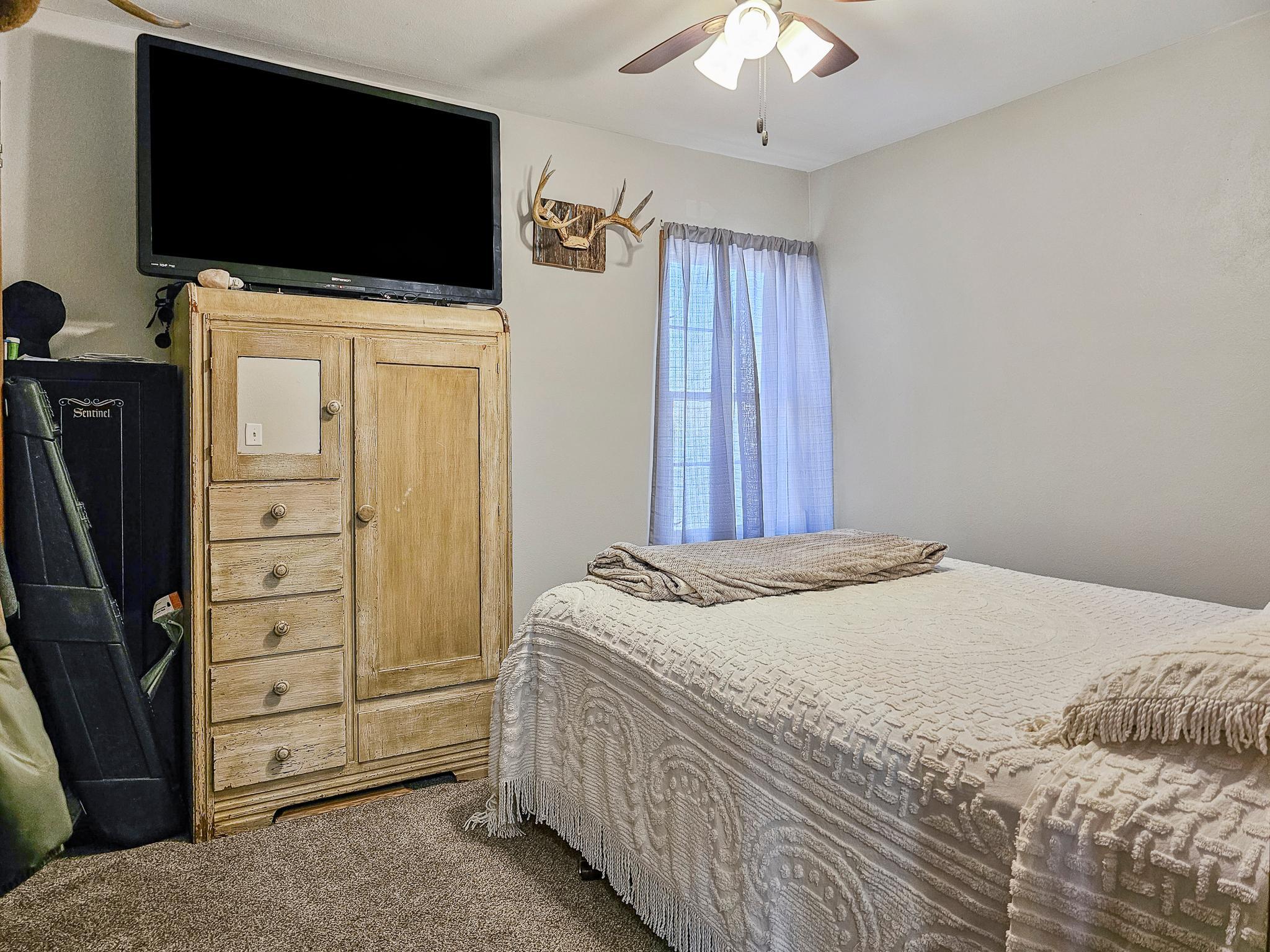 1954 single family home for sale at 525 3rd St SE in Perham, MN — 2 bed, 2 bath (photo 14 of 42)