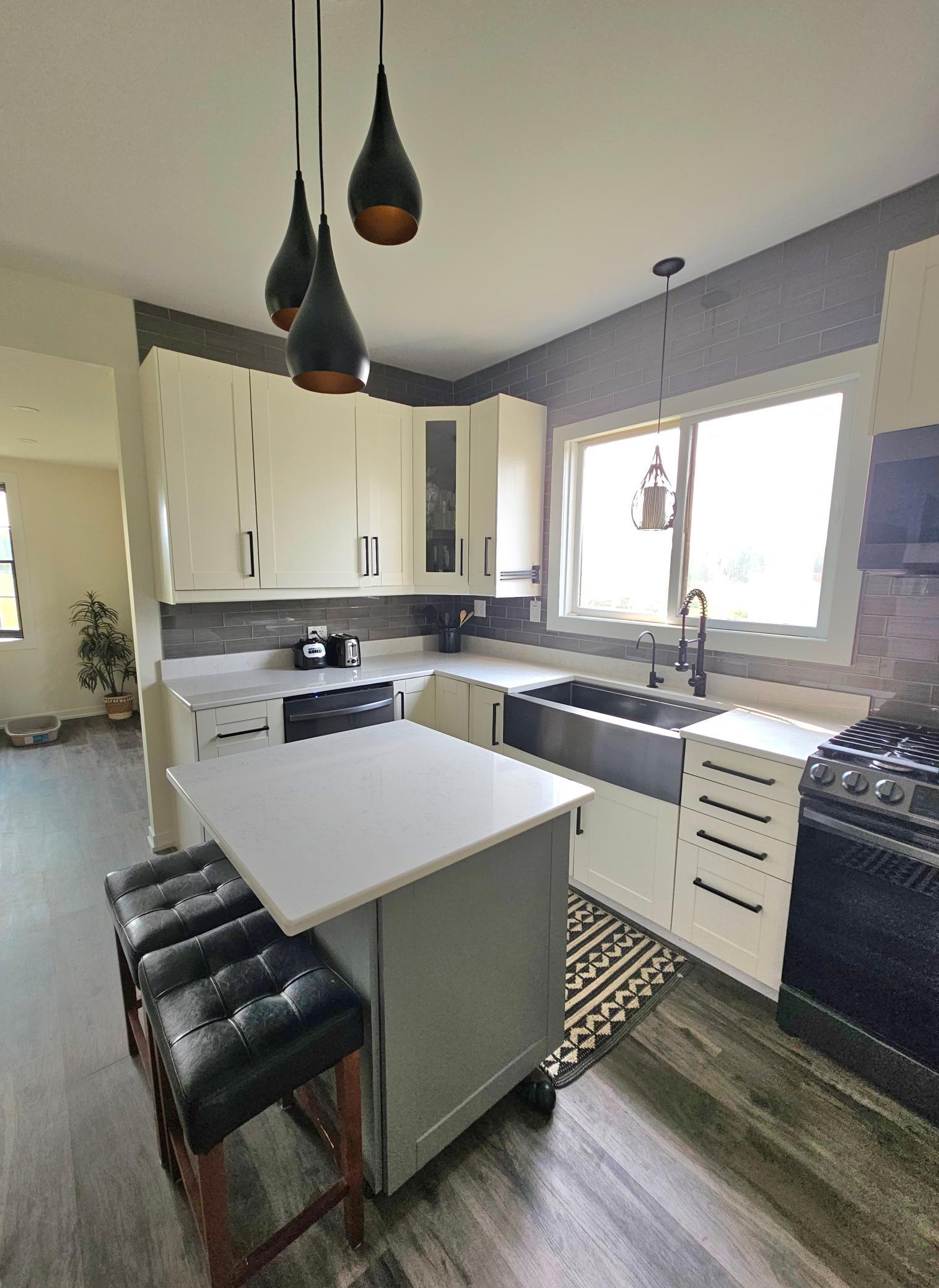 1921 single family home for sale at 27689 220th Street in Isle, MN — 3 bed, 2 bath (photo 3 of 24)