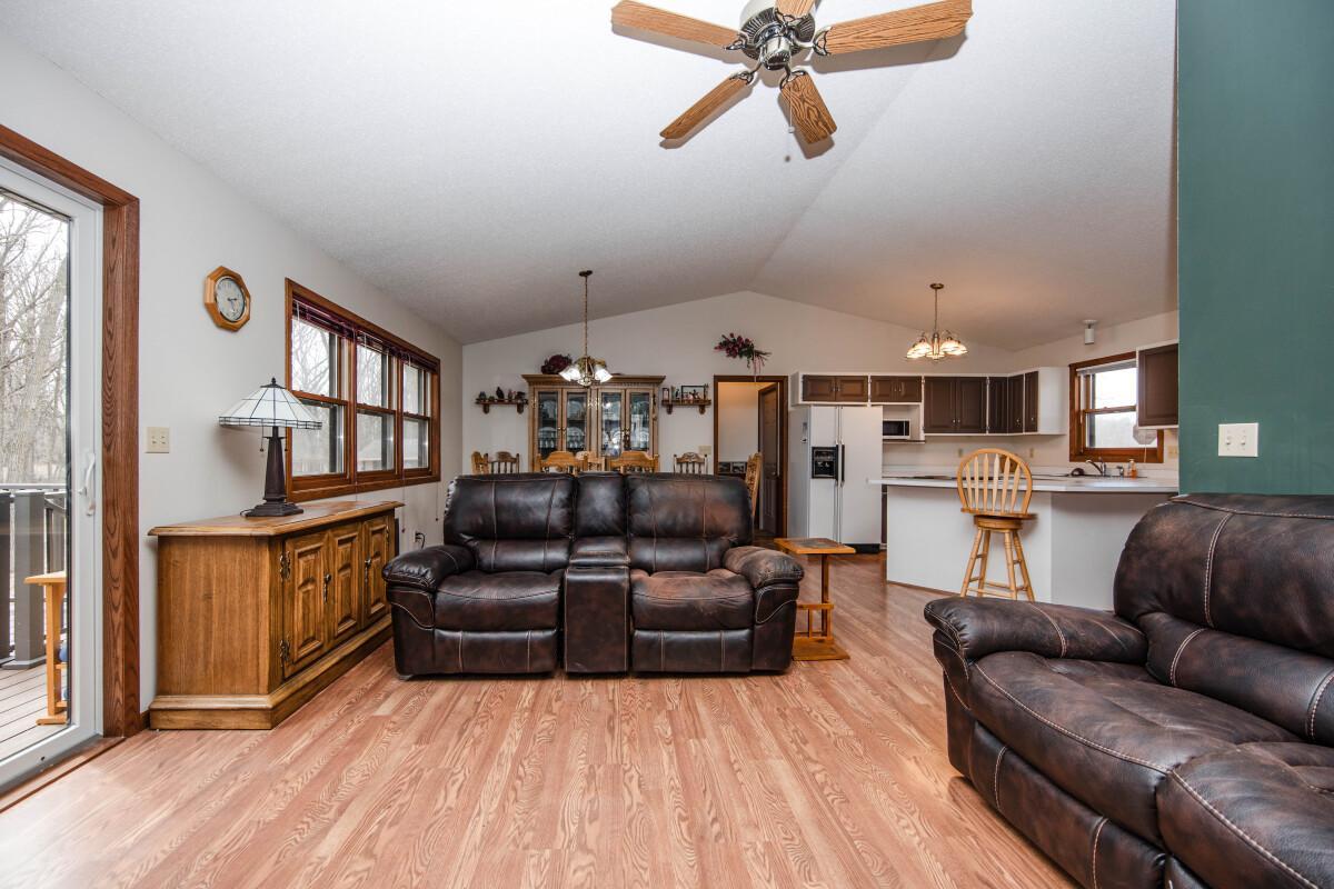 1993 single family home for sale at 40142 244th Street in Battle Lake, MN — 4 bed, 3 bath (photo 27 of 96)