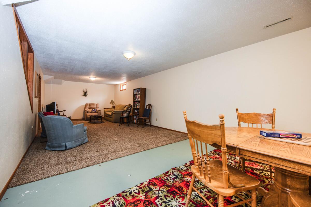 1993 single family home for sale at 40142 244th Street in Battle Lake, MN — 4 bed, 3 bath (photo 29 of 96)