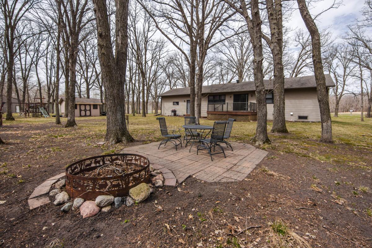 1993 single family home for sale at 40142 244th Street in Battle Lake, MN — 4 bed, 3 bath (photo 32 of 96)