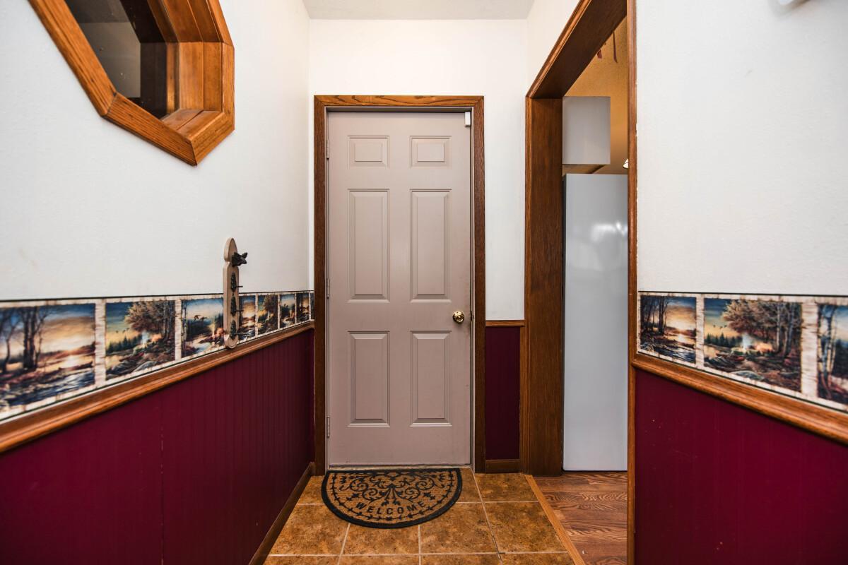 1993 single family home for sale at 40142 244th Street in Battle Lake, MN — 4 bed, 3 bath (photo 48 of 96)