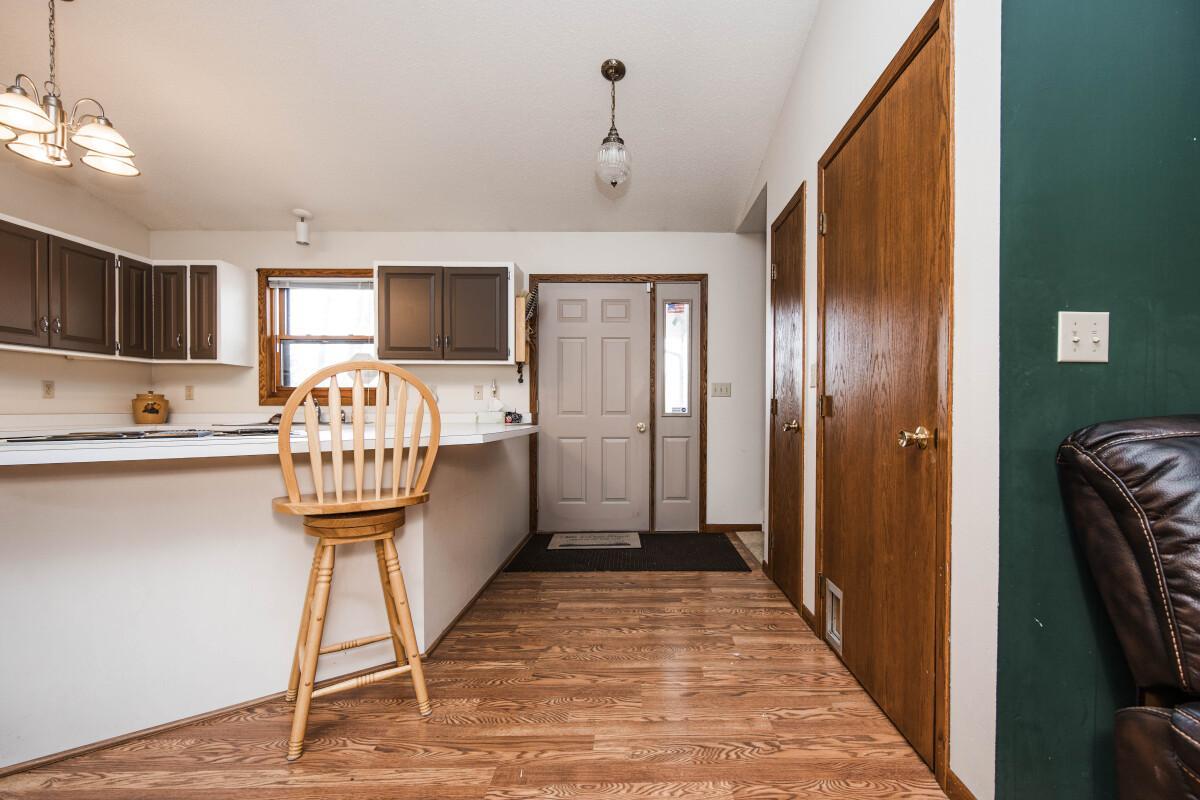 1993 single family home for sale at 40142 244th Street in Battle Lake, MN — 4 bed, 3 bath (photo 49 of 96)