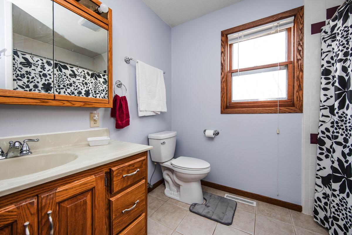 1993 single family home for sale at 40142 244th Street in Battle Lake, MN — 4 bed, 3 bath (photo 55 of 96)
