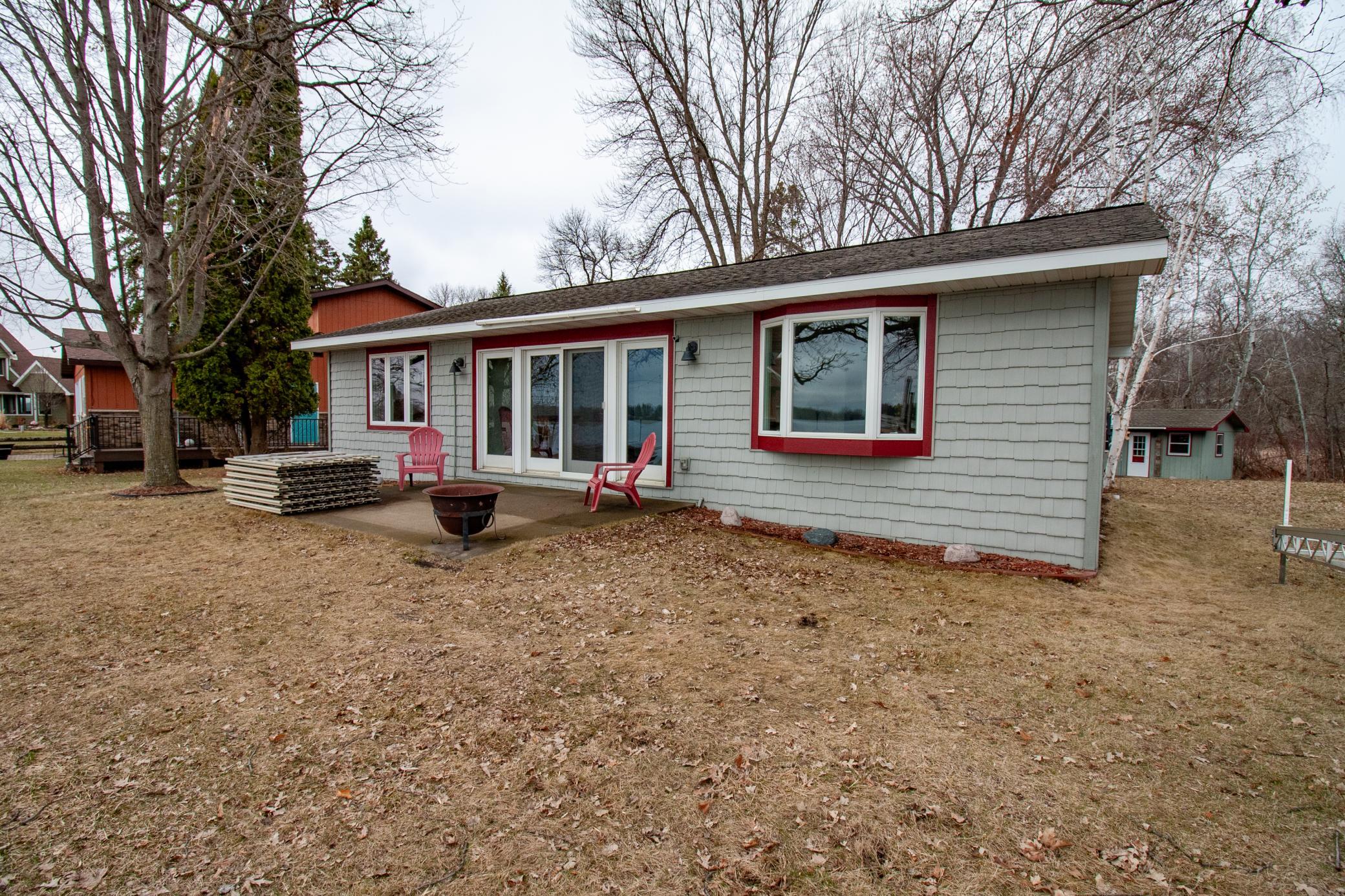 1976 single family home for sale at 32352 330th Avenue in Richville, MN — 3 bed, 2 bath (photo 4 of 55)