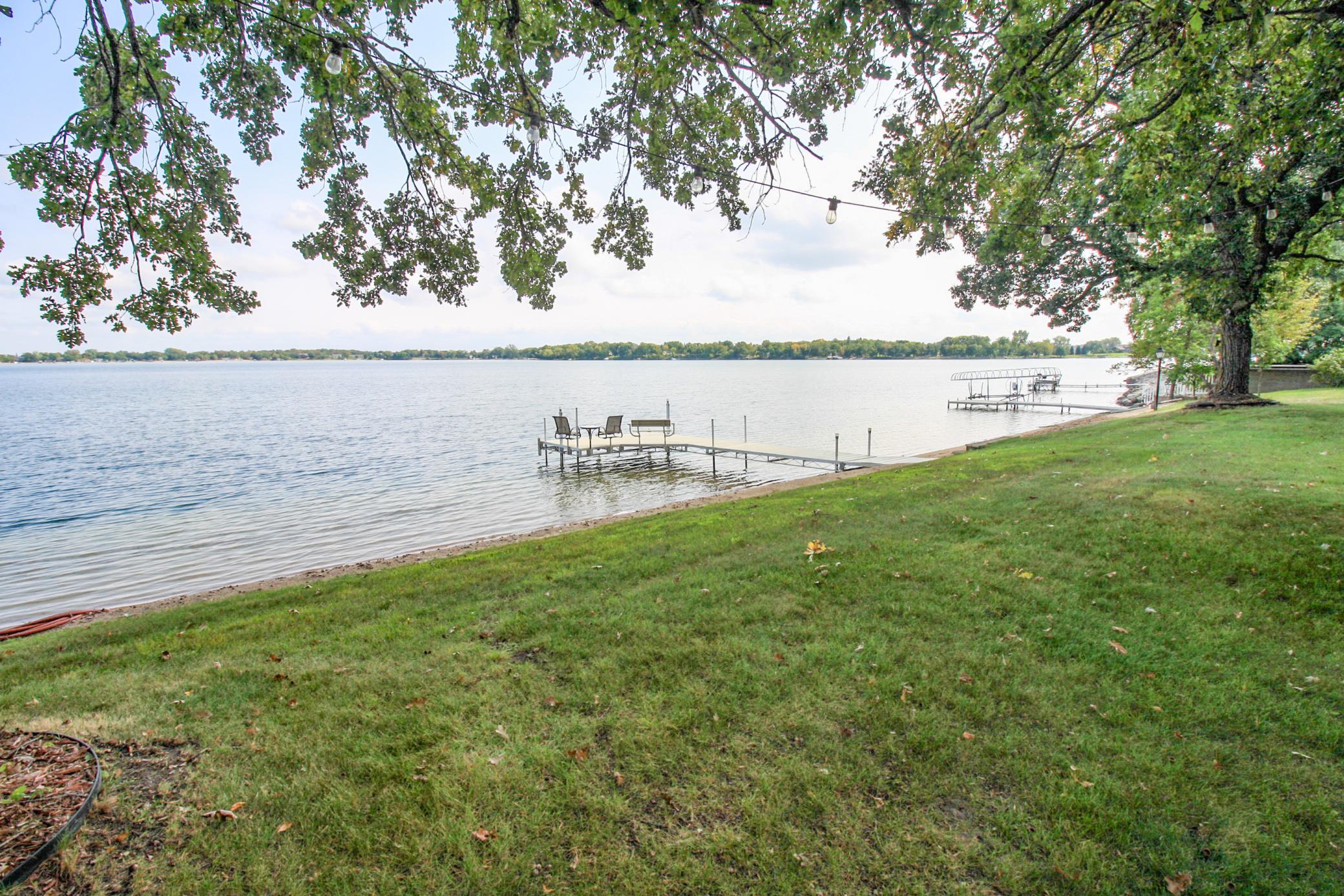 1976 single family home for sale at 32352 330th Avenue in Richville, MN — 3 bed, 2 bath (photo 6 of 55)