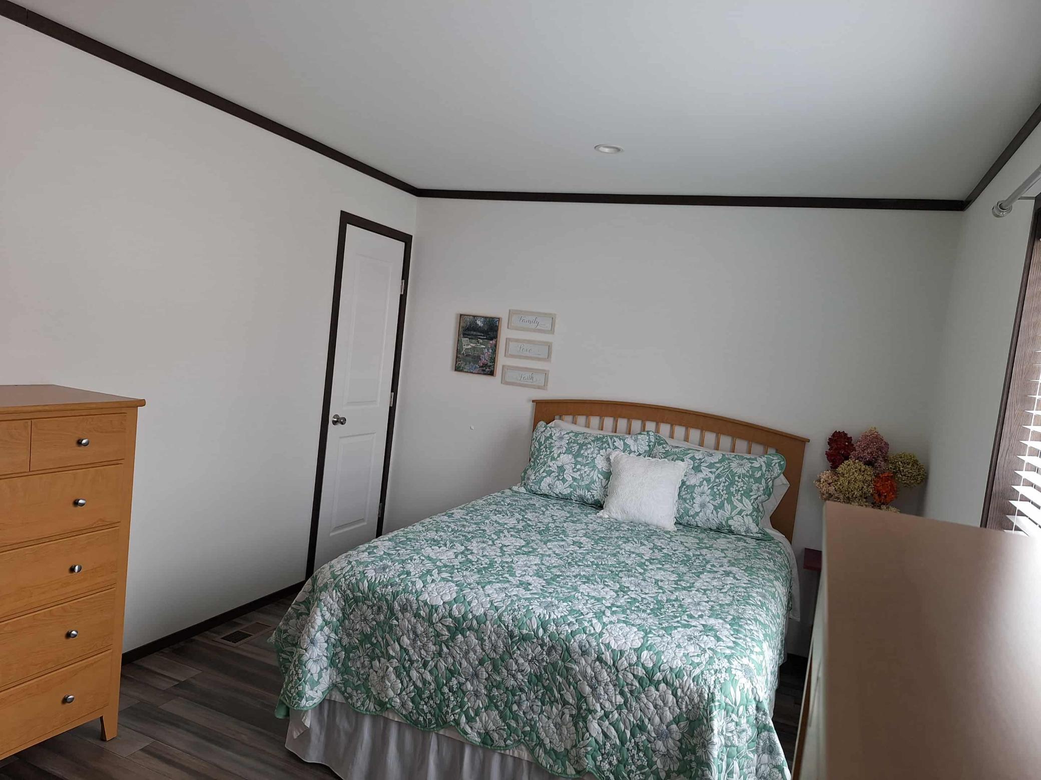 2024 single family home for sale at 215 N McKay Avenue, Unit 43 in Alexandria, MN — 3 bed, 2 bath (photo 19 of 25)
