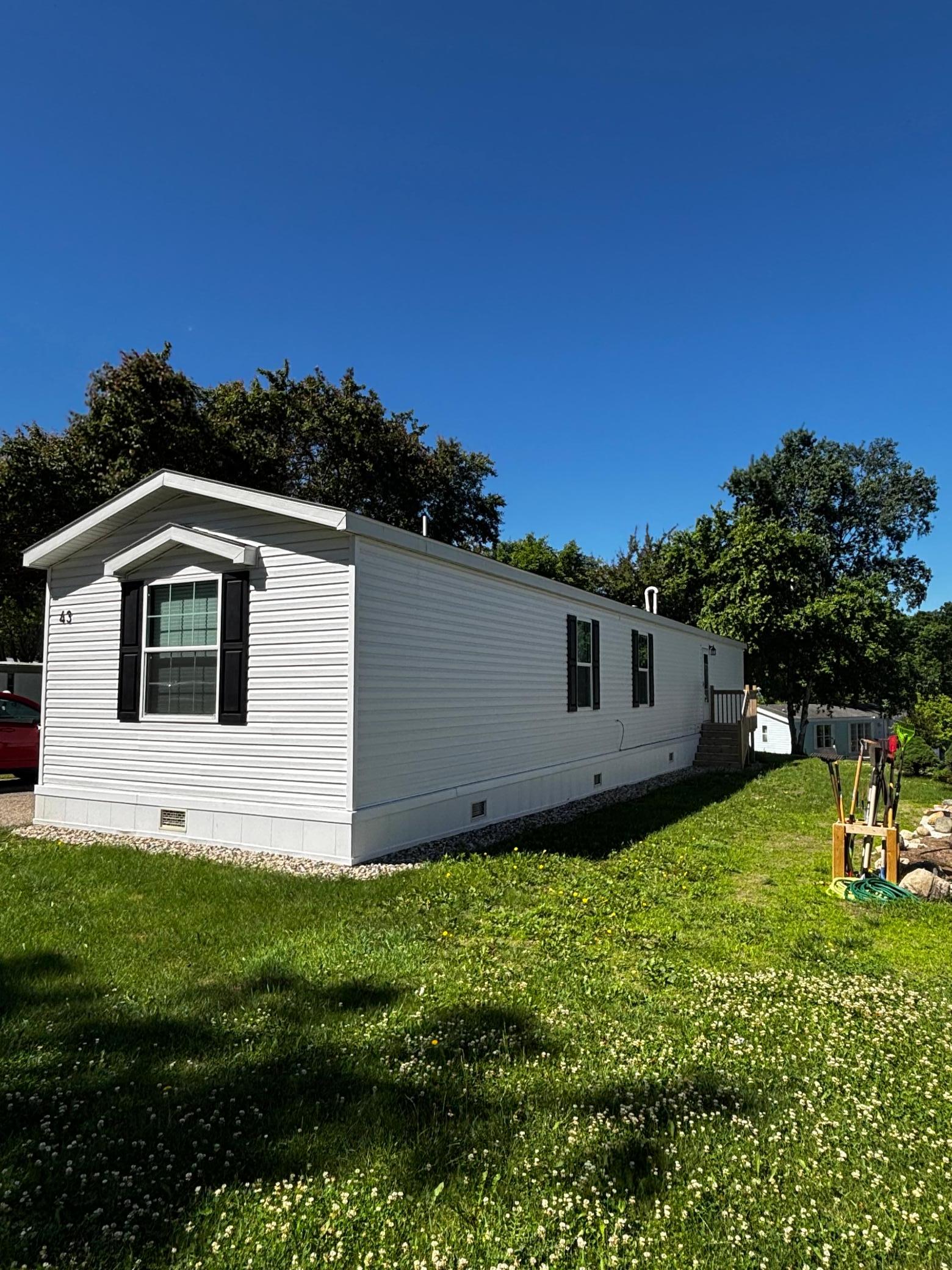 2024 single family home for sale at 215 N McKay Avenue, Unit 43 in Alexandria, MN — 3 bed, 2 bath (photo 3 of 27)