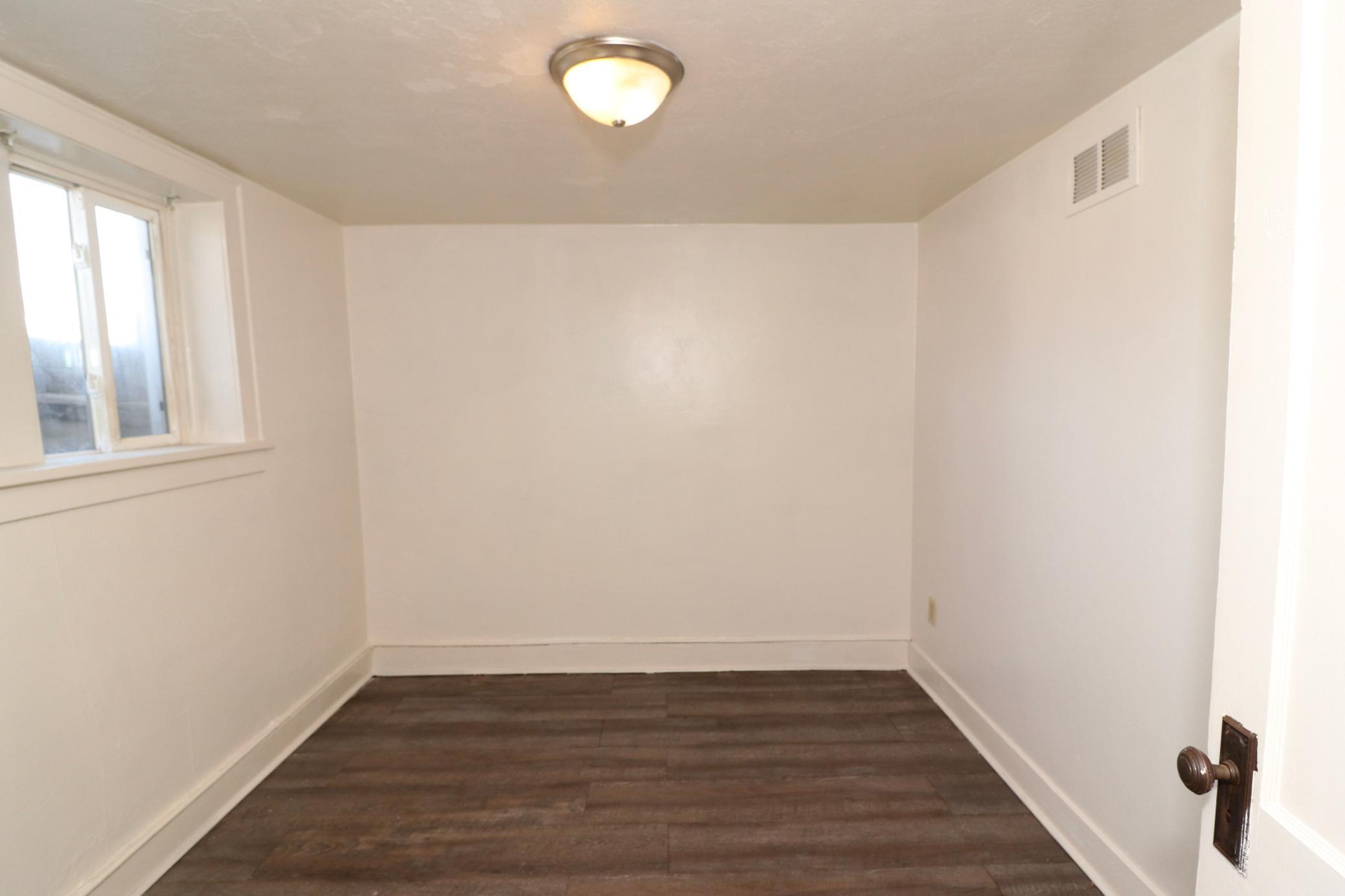 1900 home for sale at 609 3rd Street N in Fargo, ND — 4 bed, 4 bath (photo 18 of 40)