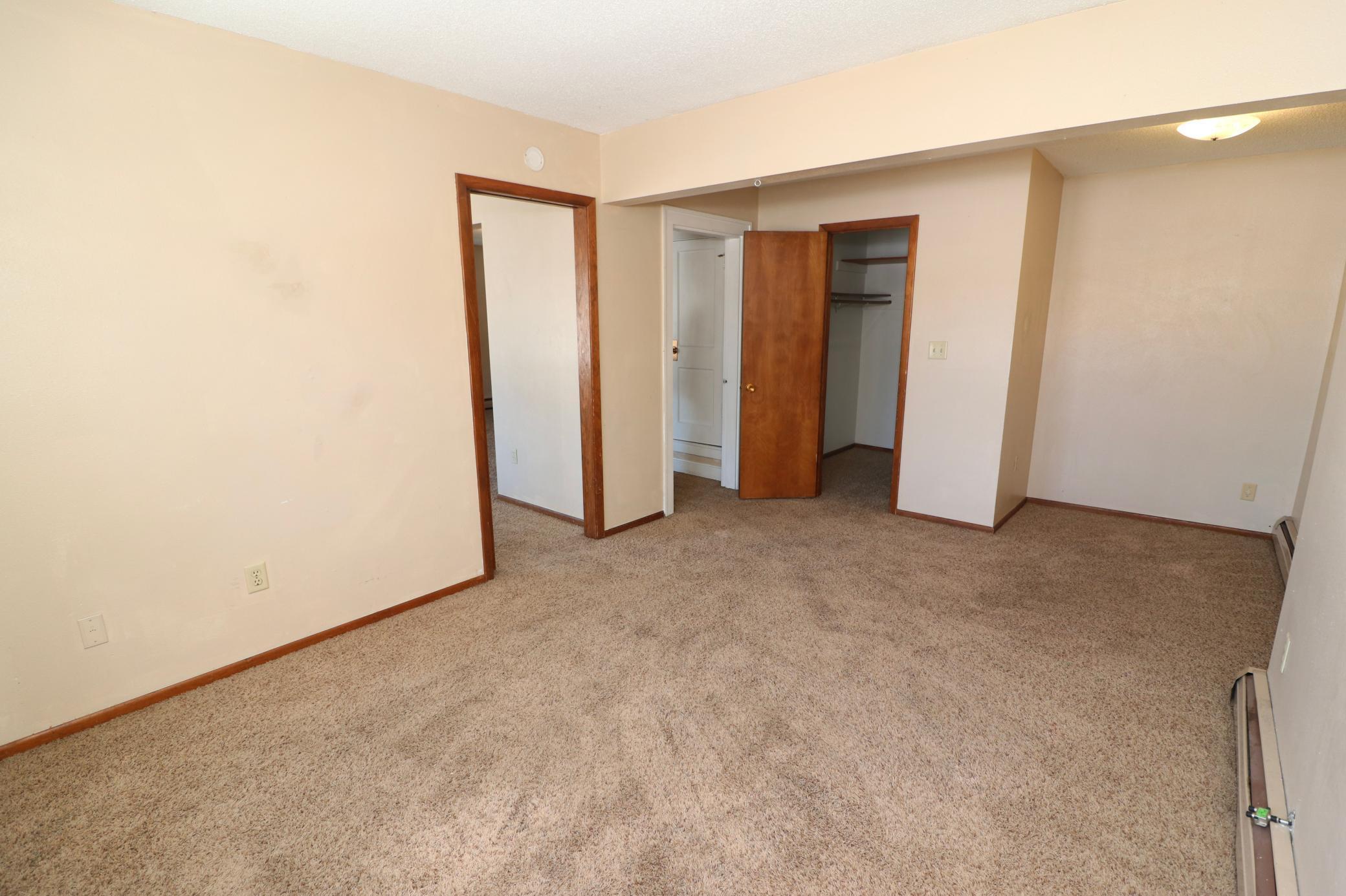 1900 home for sale at 609 3rd Street N in Fargo, ND — 4 bed, 4 bath (photo 34 of 40)
