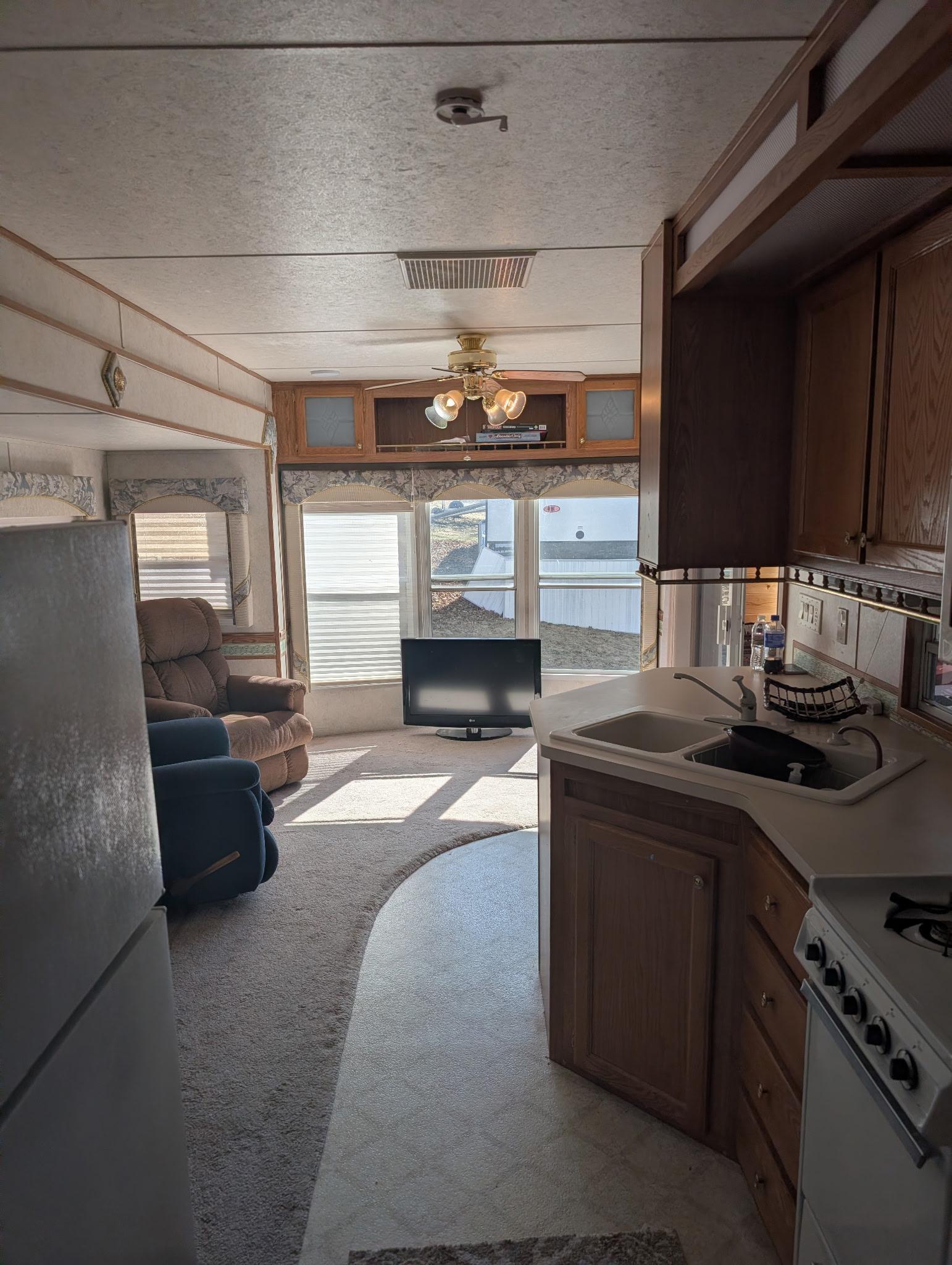 2005 single family home for sale at 10045 State Hwy 27 W, Unit 25 in Alexandria, MN — 1 bed, 1 bath (photo 3 of 19)