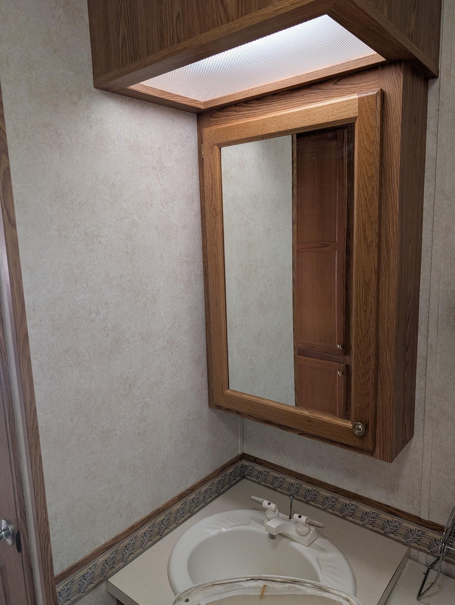 2005 single family home for sale at 10045 State Hwy 27 W, Unit 25 in Alexandria, MN — 1 bed, 1 bath (photo 9 of 19)