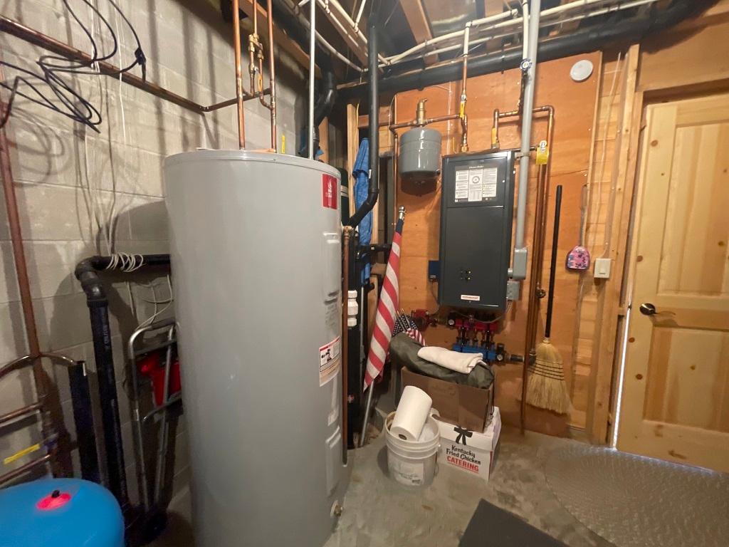 2005 single family home for sale at 17999 Ivy Drive in Park Rapids, MN — 3 bed, 3 bath (photo 37 of 69)