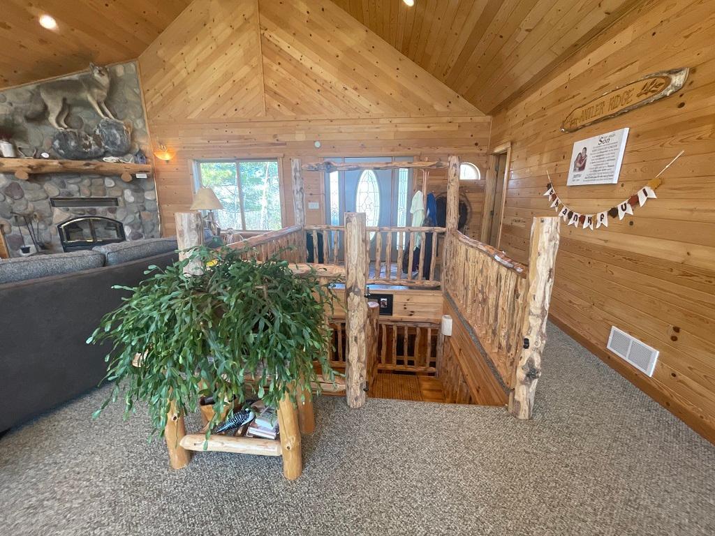 2005 single family home for sale at 17999 Ivy Drive in Park Rapids, MN — 3 bed, 3 bath (photo 6 of 69)