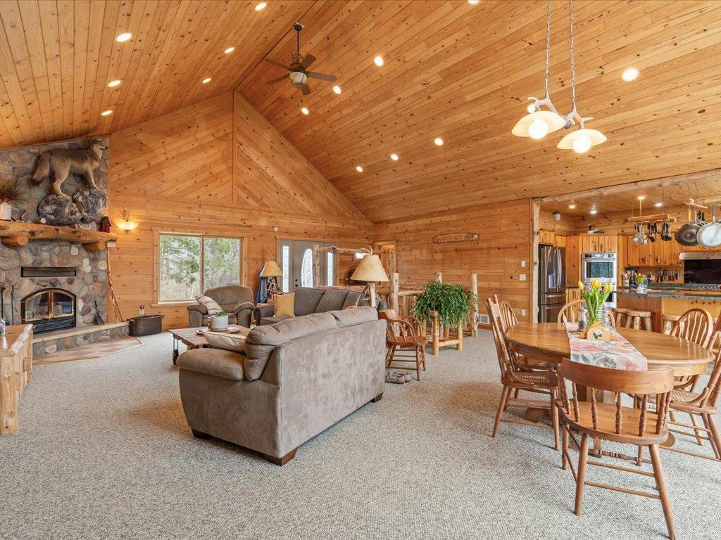 2005 single family home for sale at 17999 Ivy Drive in Park Rapids, MN — 3 bed, 3 bath (photo 11 of 63)