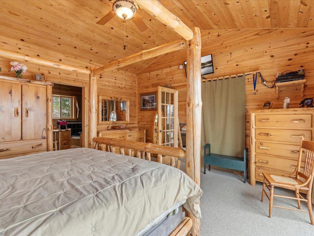 2005 single family home for sale at 17999 Ivy Drive in Park Rapids, MN — 3 bed, 3 bath (photo 13 of 63)