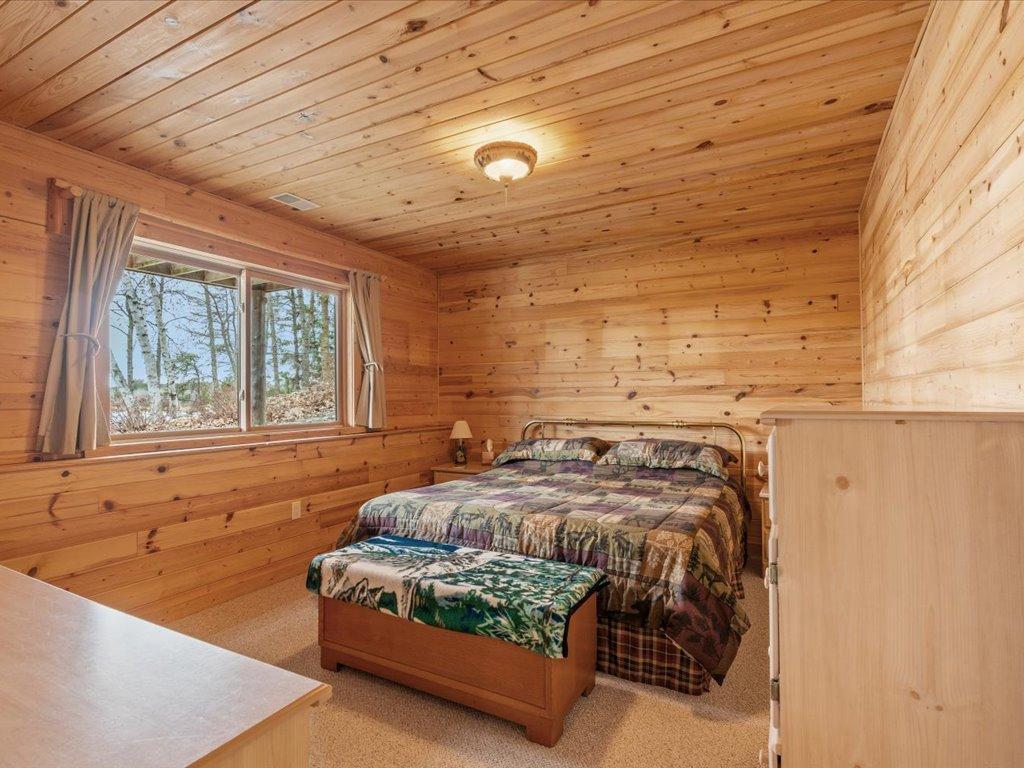 2005 single family home for sale at 17999 Ivy Drive in Park Rapids, MN — 3 bed, 3 bath (photo 19 of 63)