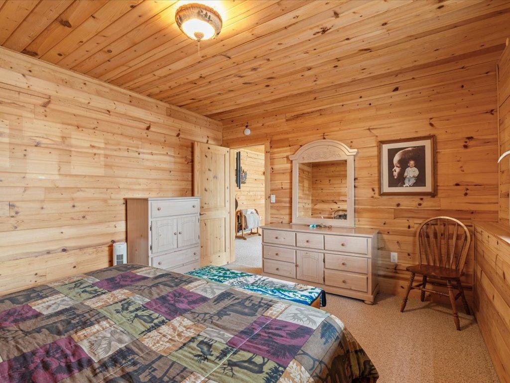 2005 single family home for sale at 17999 Ivy Drive in Park Rapids, MN — 3 bed, 3 bath (photo 20 of 63)