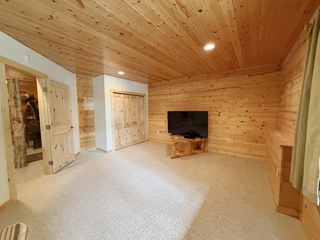 2005 single family home for sale at 17999 Ivy Drive in Park Rapids, MN — 3 bed, 3 bath (photo 24 of 63)