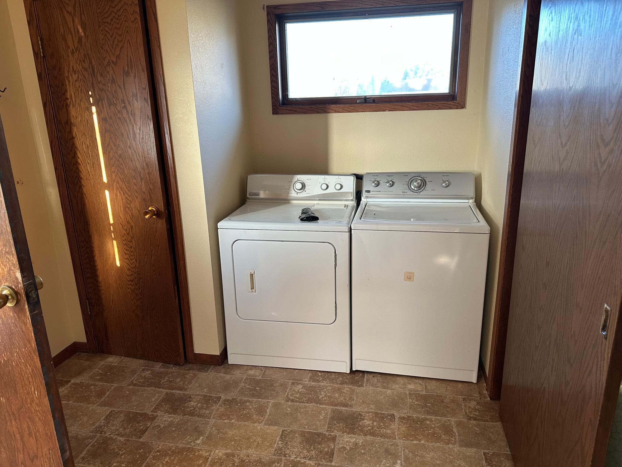 1978 single family home for sale at 1411 2nd Street in Waubun, MN — 1 bed, 1 bath (photo 10 of 12)