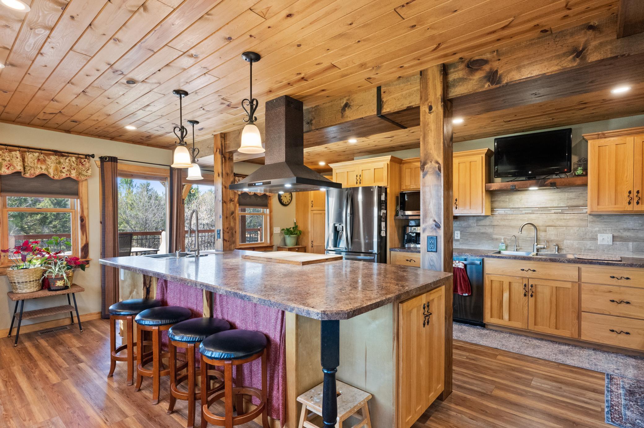 2001 single family home for sale at 4680 Cotton Tail Lane NW in Alexandria, MN — 5 bed, 4 bath (photo 15 of 124)