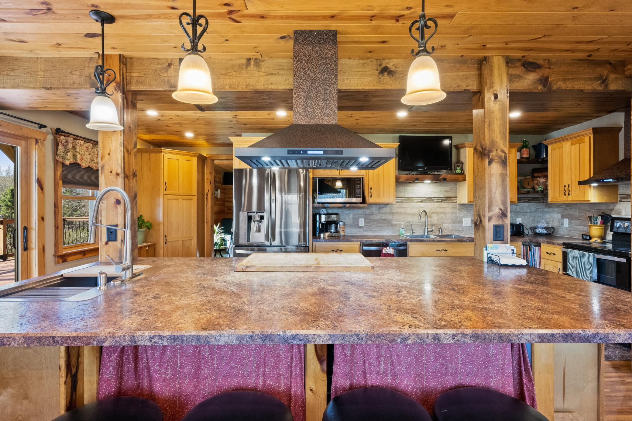 2001 single family home for sale at 4680 Cotton Tail Lane NW in Alexandria, MN — 5 bed, 4 bath (photo 23 of 124)