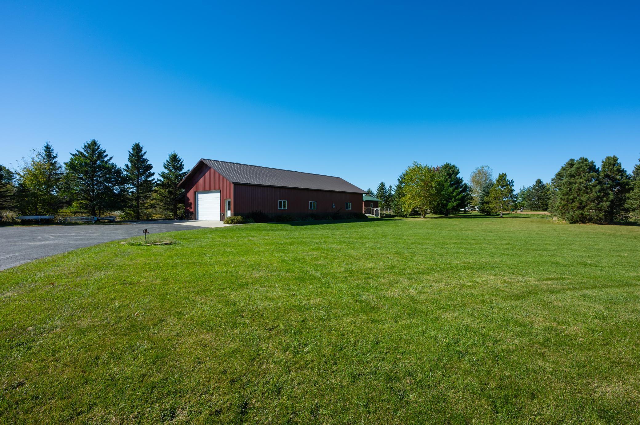2001 single family home for sale at 4680 Cotton Tail Lane NW in Alexandria, MN — 5 bed, 4 bath (photo 4 of 124)