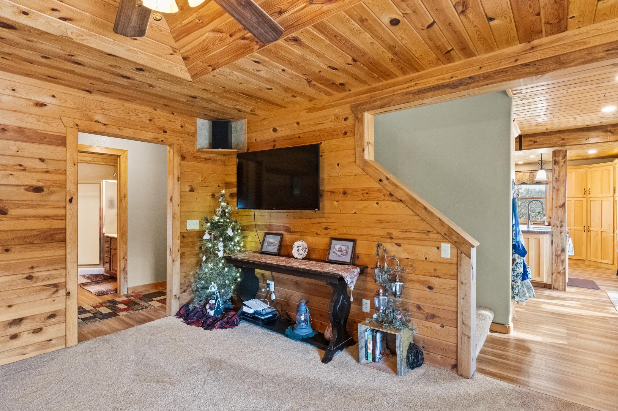 2001 single family home for sale at 4680 Cotton Tail Lane NW in Alexandria, MN — 5 bed, 4 bath (photo 35 of 124)