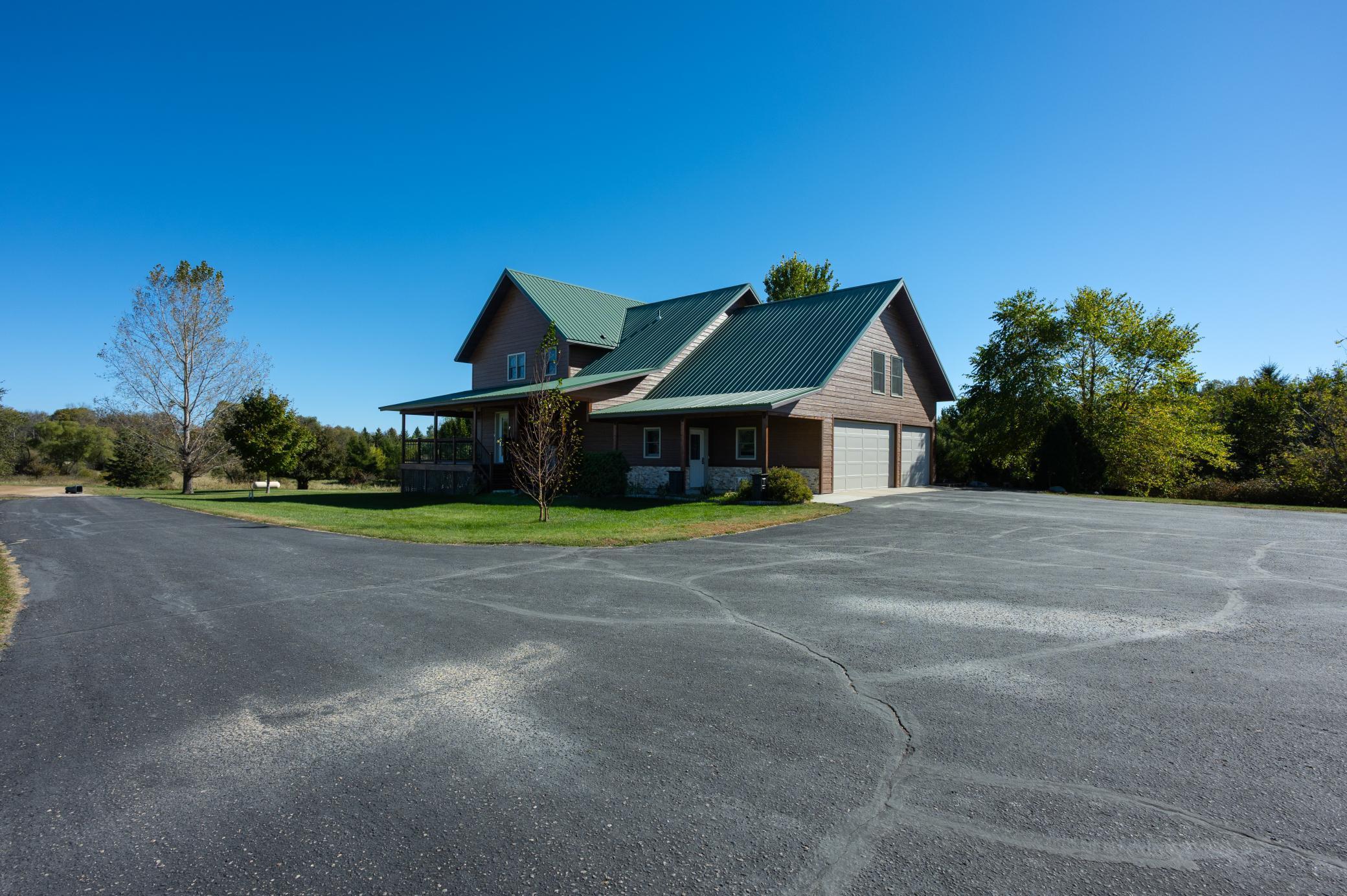 2001 single family home for sale at 4680 Cotton Tail Lane NW in Alexandria, MN — 5 bed, 4 bath (photo 100 of 124)