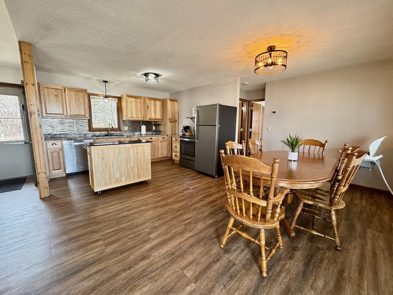 1971 single family home for sale at 28887 Hi Vista Drive in Battle Lake, MN — 4 bed, 2 bath (photo 16 of 57)