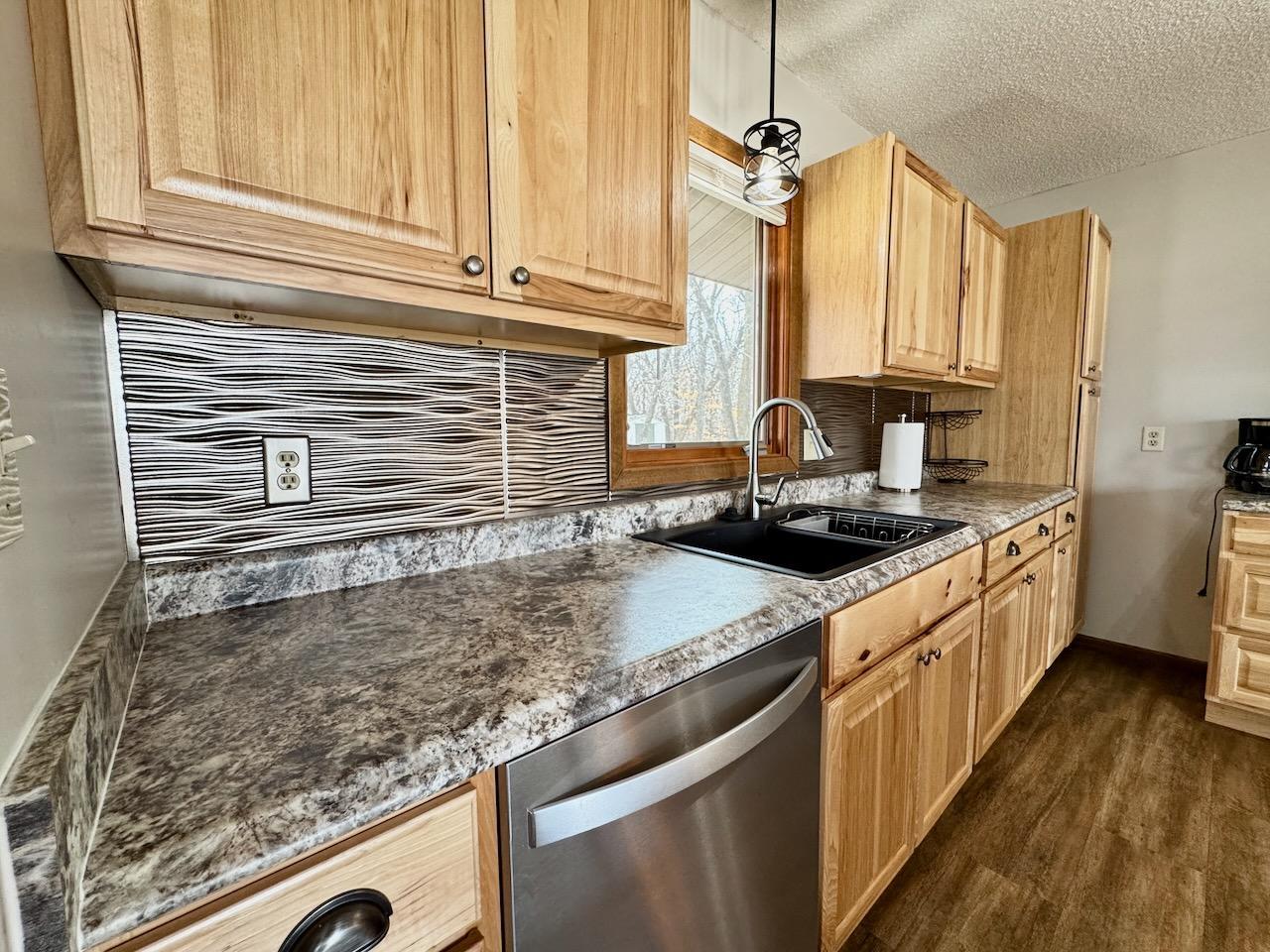 1971 single family home for sale at 28887 Hi Vista Drive in Battle Lake, MN — 4 bed, 2 bath (photo 18 of 57)