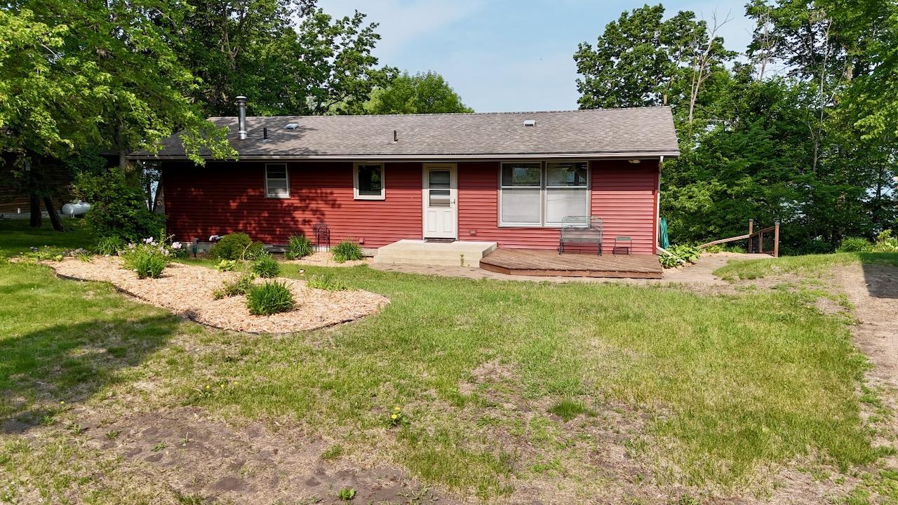 1971 single family home for sale at 28887 Hi Vista Drive in Battle Lake, MN — 4 bed, 2 bath (photo 5 of 57)