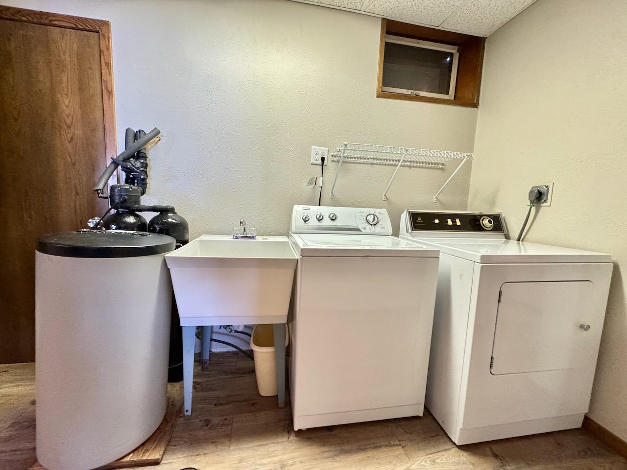 1971 single family home for sale at 28887 Hi Vista Drive in Battle Lake, MN — 4 bed, 2 bath (photo 41 of 57)