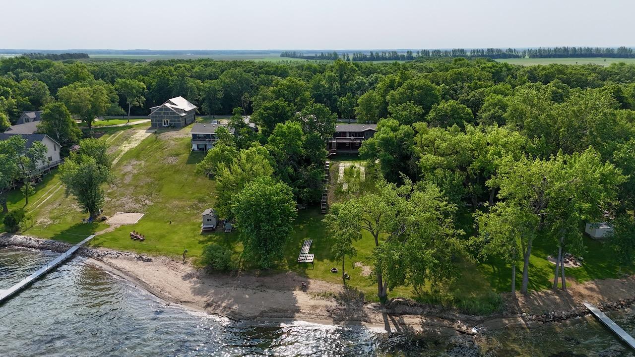 1971 single family home for sale at 28887 Hi Vista Drive in Battle Lake, MN — 4 bed, 2 bath (photo 52 of 57)
