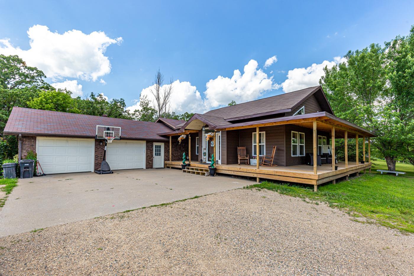 1986 single family home for sale at 13520 W Lake Sallie Drive in Detroit Lakes, MN — 4 bed, 3 bath (photo 30 of 32)