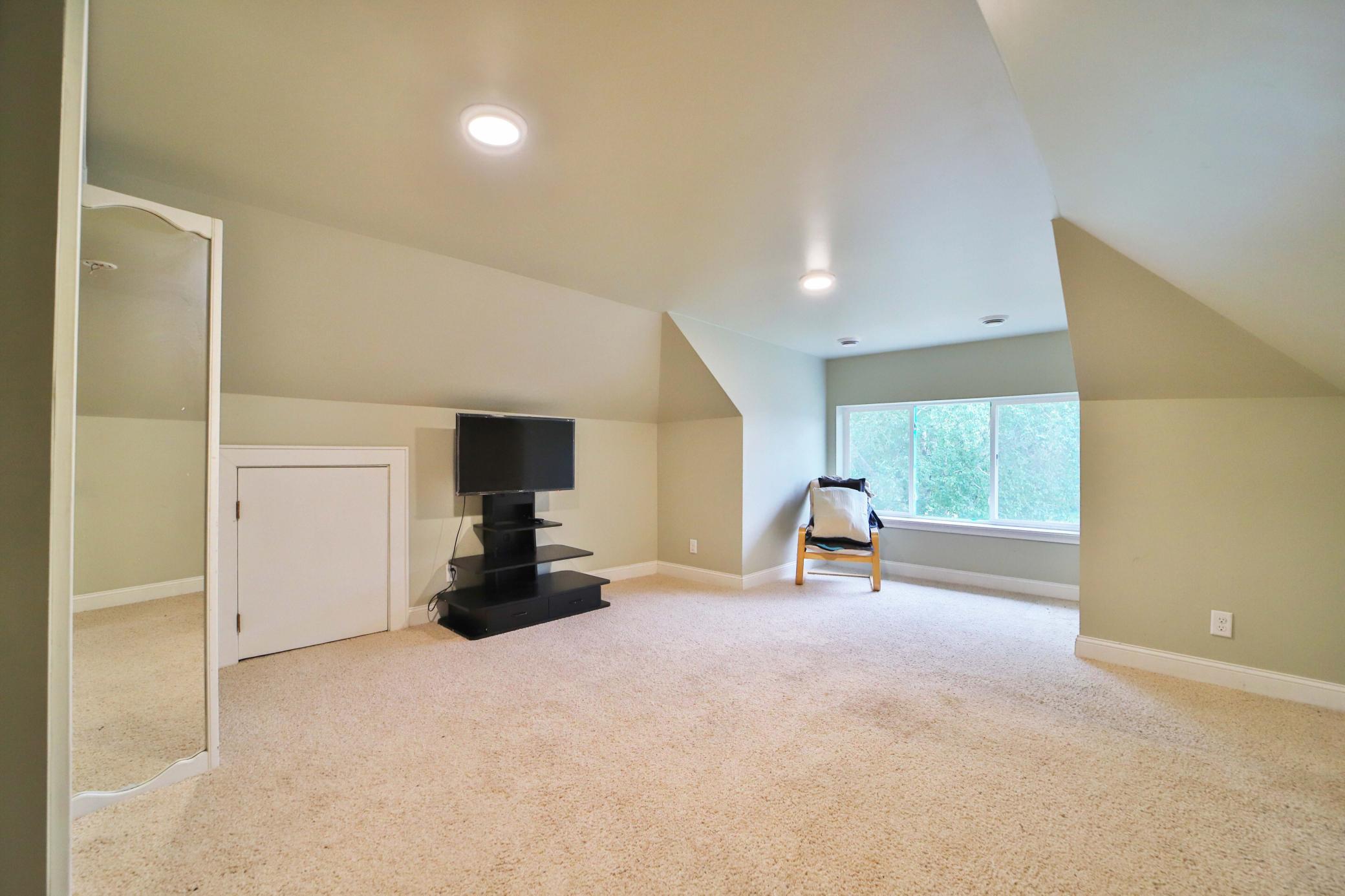 1918 single family home for sale at 815 Rosewood Street in Brainerd, MN — 4 bed, 2 bath (photo 22 of 35)