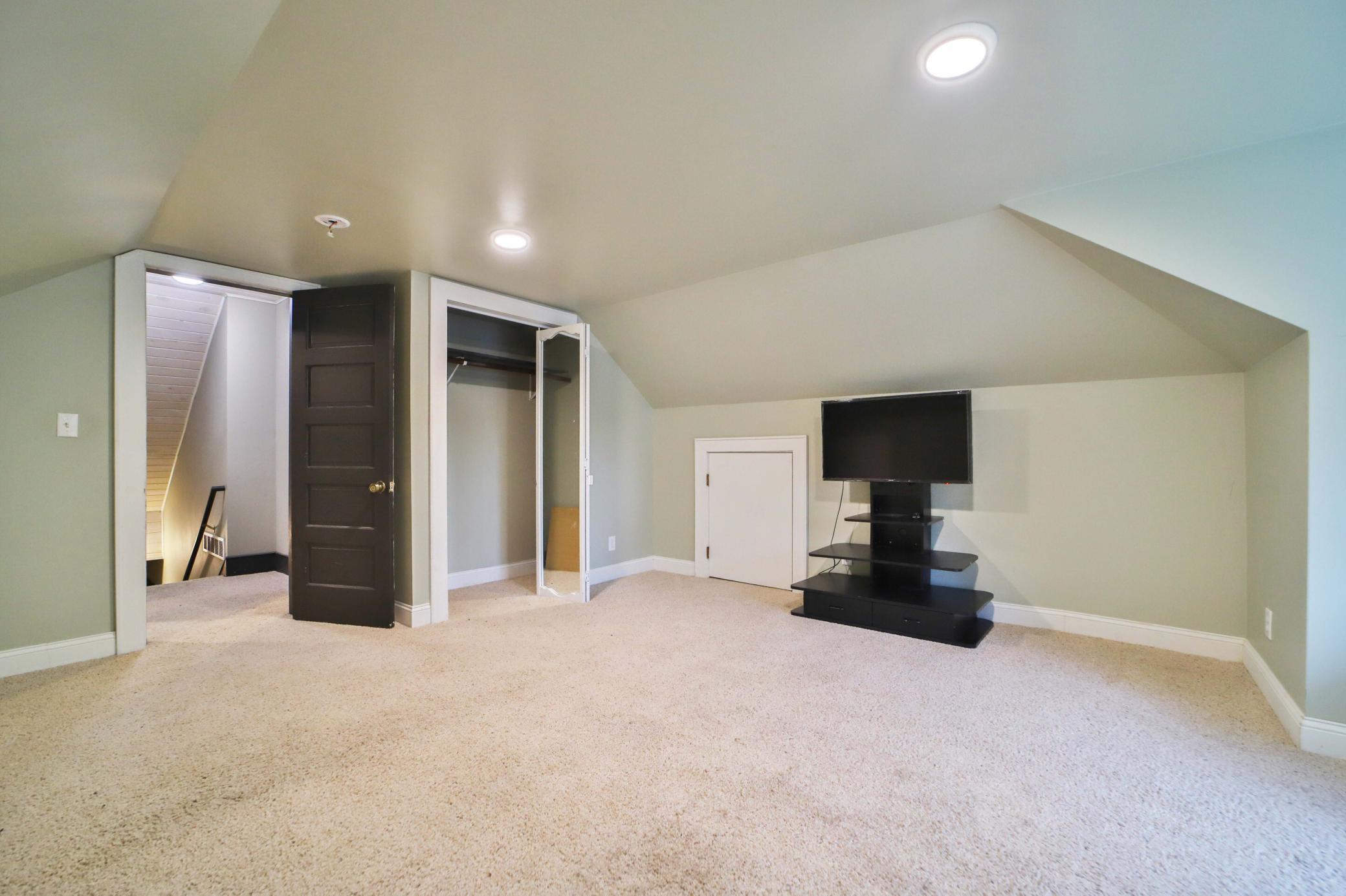 1918 single family home for sale at 815 Rosewood Street in Brainerd, MN — 4 bed, 2 bath (photo 23 of 35)