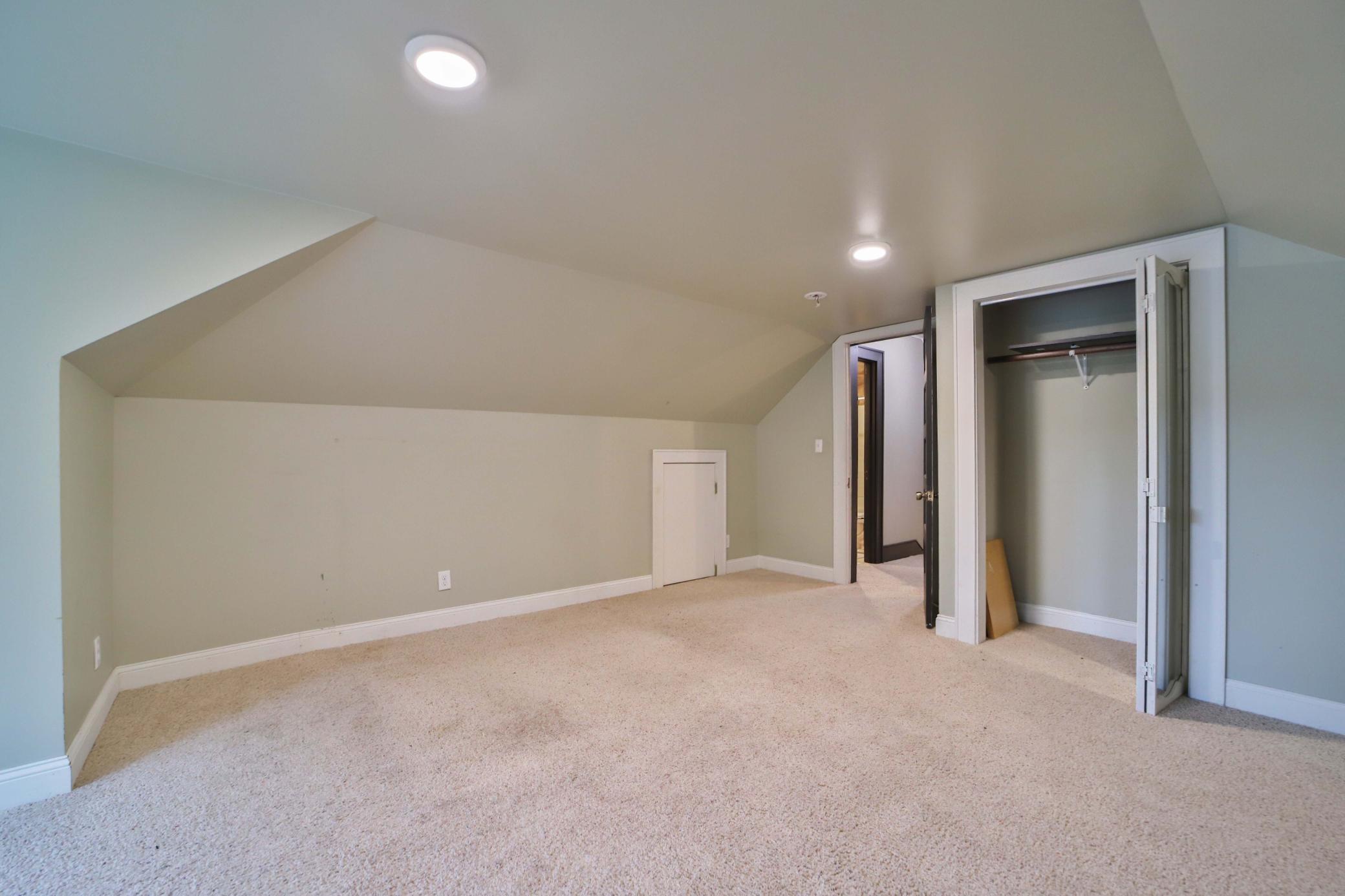 1918 single family home for sale at 815 Rosewood Street in Brainerd, MN — 4 bed, 2 bath (photo 25 of 35)