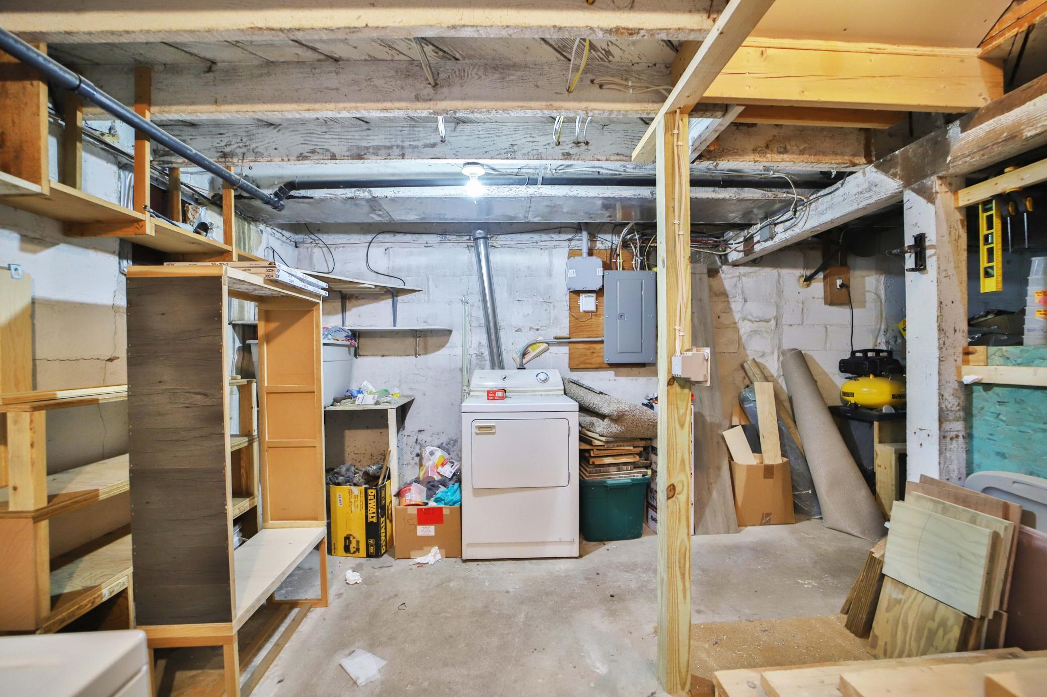 1918 single family home for sale at 815 Rosewood Street in Brainerd, MN — 4 bed, 2 bath (photo 31 of 35)