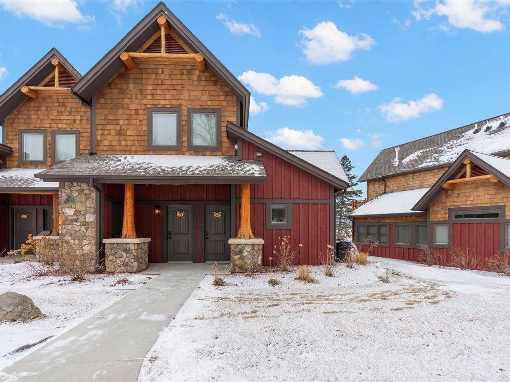 2022 townhouse for sale at Trapper's Landing #275 6916 Beach View Lane NW in Walker, MN — 3 bed, 3 bath (photo 34 of 45)